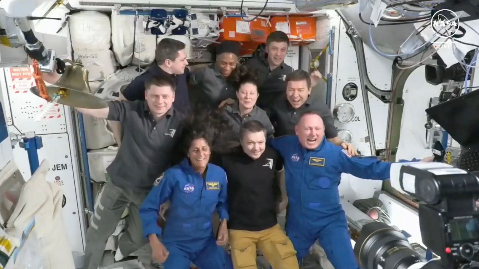 "Heliumlecks" – Astronauten stecken in Raumstation fest