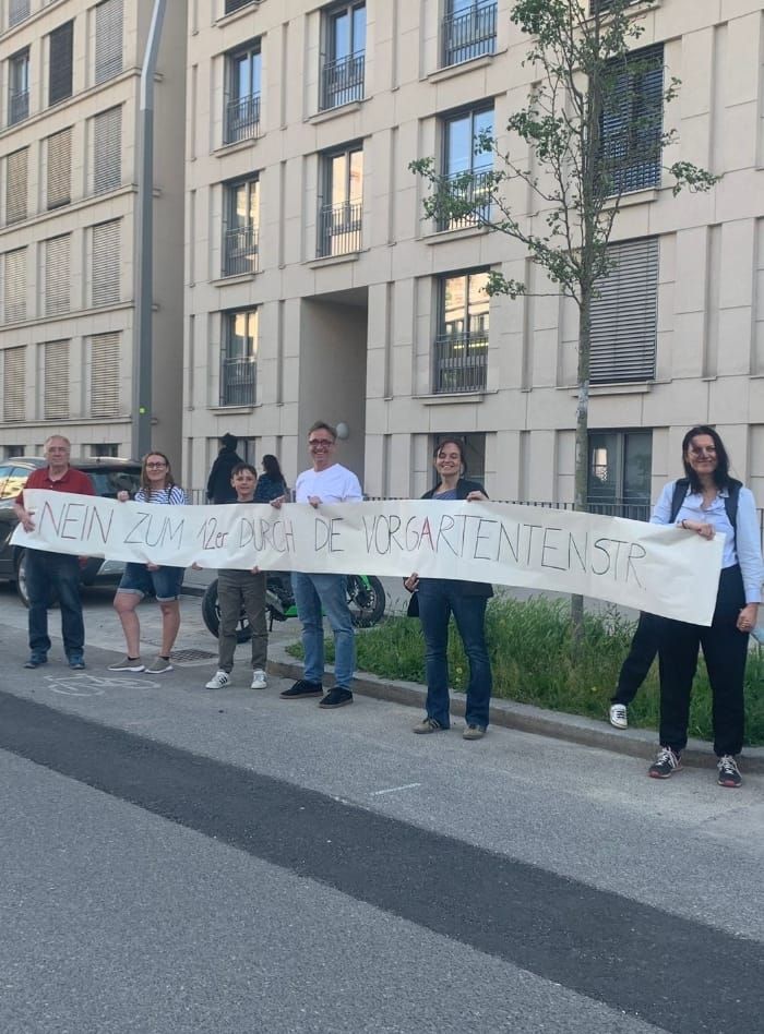 Das Team Vorgartenstraße wehrt sich gegen die geplante 12er-Bim.