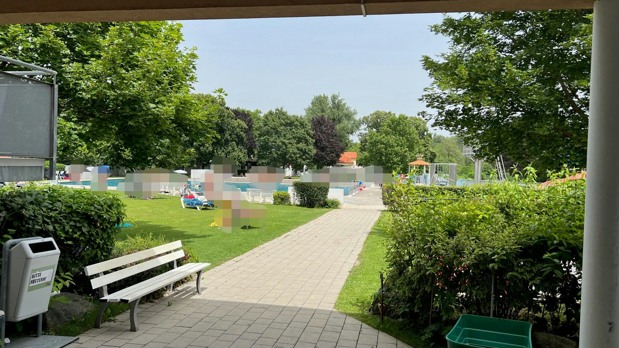 Im Freibad Traiskirchen soll es zu den Belästigungen gekommen sein.