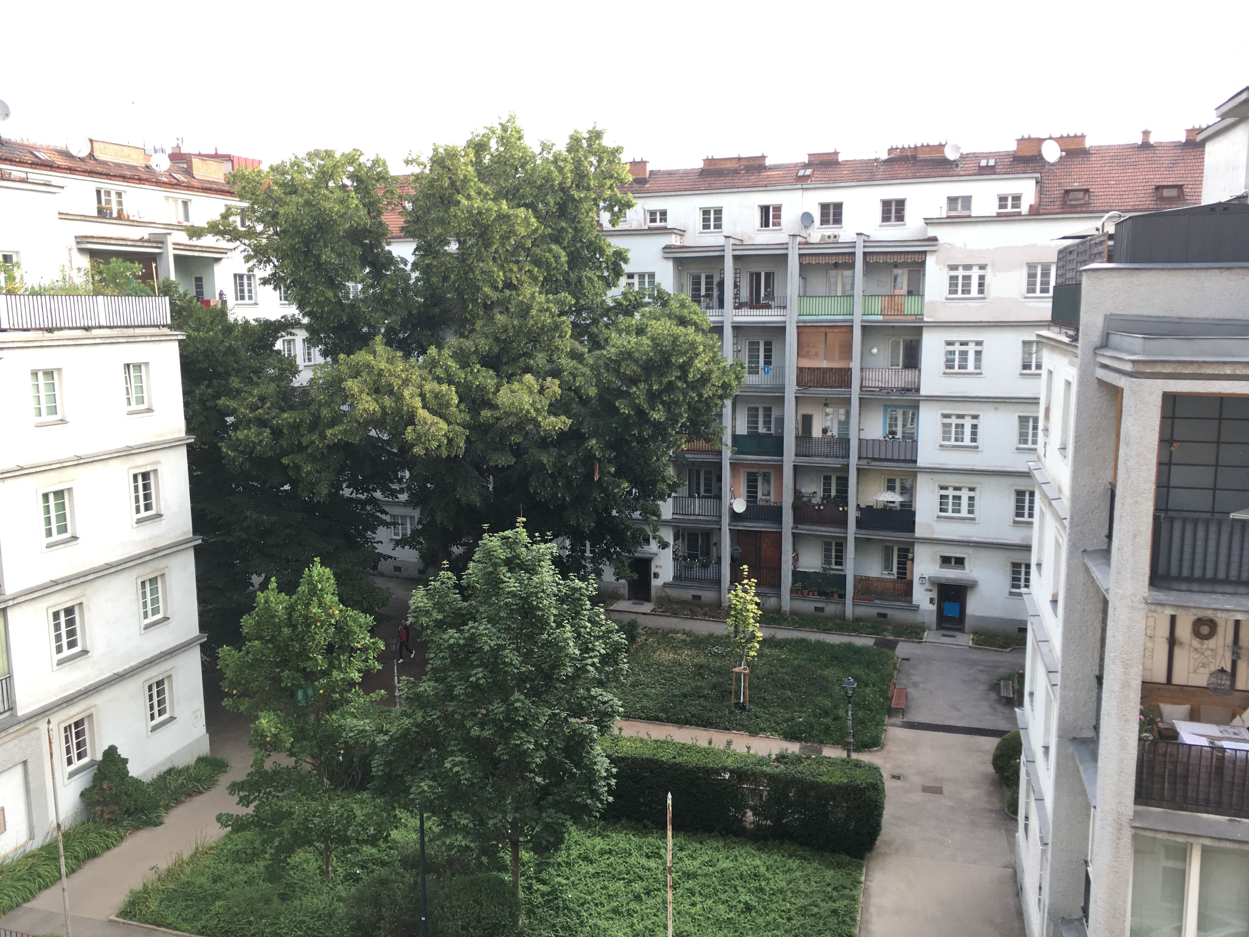 Die Mieter in diesem Gemeindebau haben die Nase voll von ihrem lauten Nachbarn