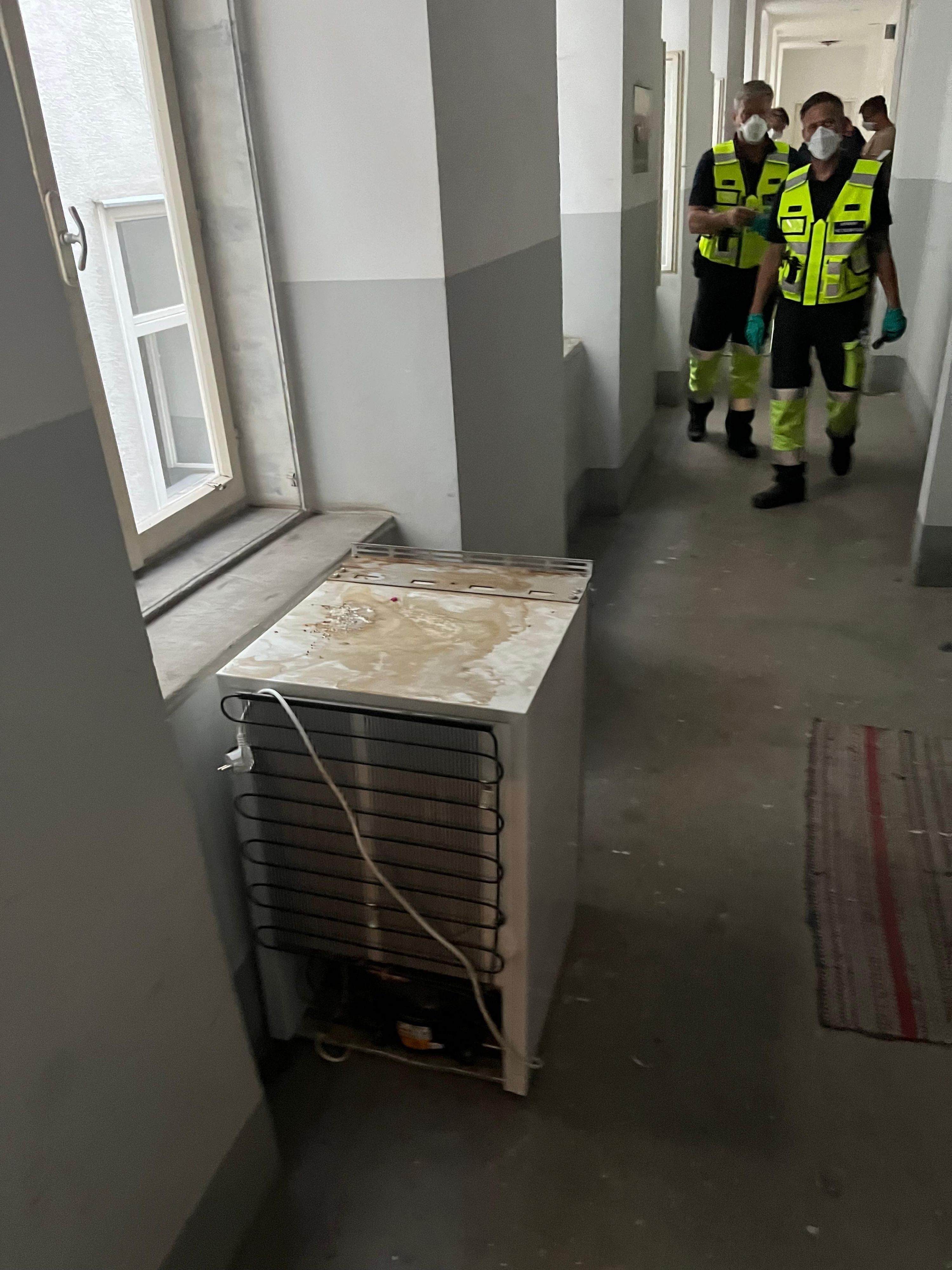 Im Zuge einer Kontrolle wurden in Wien Döbling in einem Problemhaus mit zwei Stiegen zahlreiche Mängel und Verstöße festgestellt.