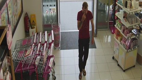 Heute.at - Frauen mit Pfefferspray attackiert – Polizei jagt Mann