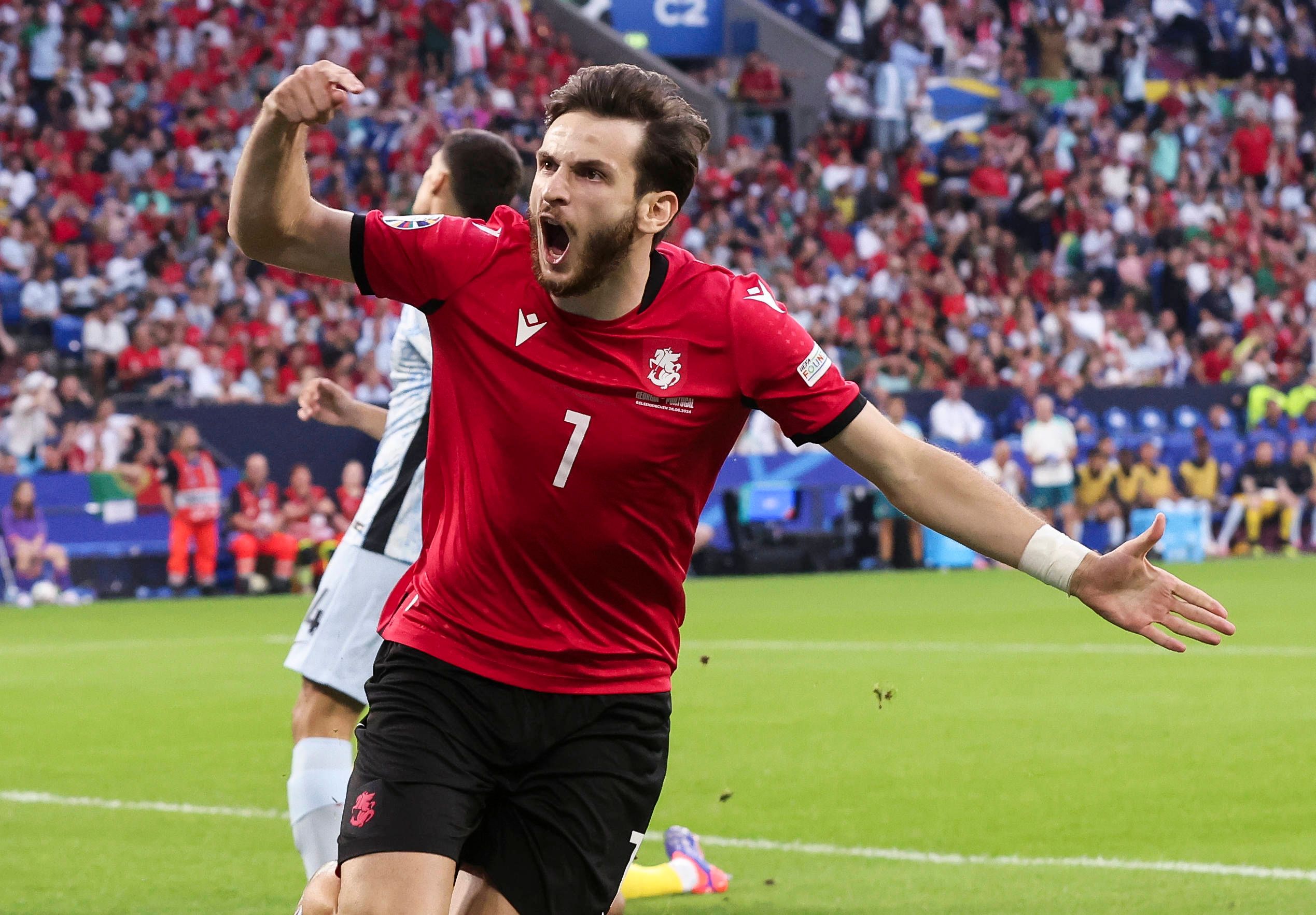 Khvicha Kvaratskhelia erzielte in der zweiten Minute den wichtigen 1:0 Treffer.