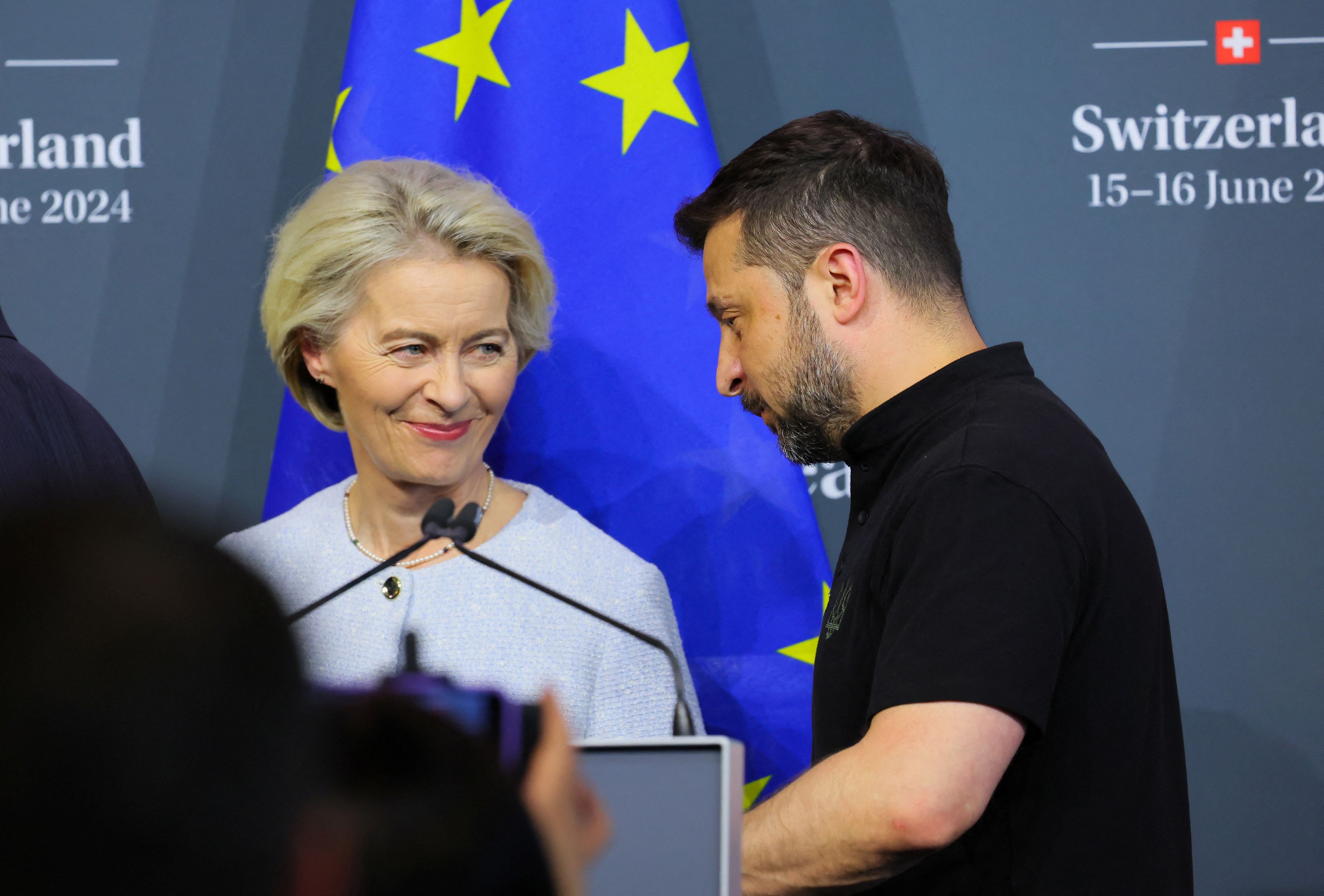 EU-Kommissionspräsidentin Ursula von der Leyen and Ukraines Präsident Wolodimir Selenski.
