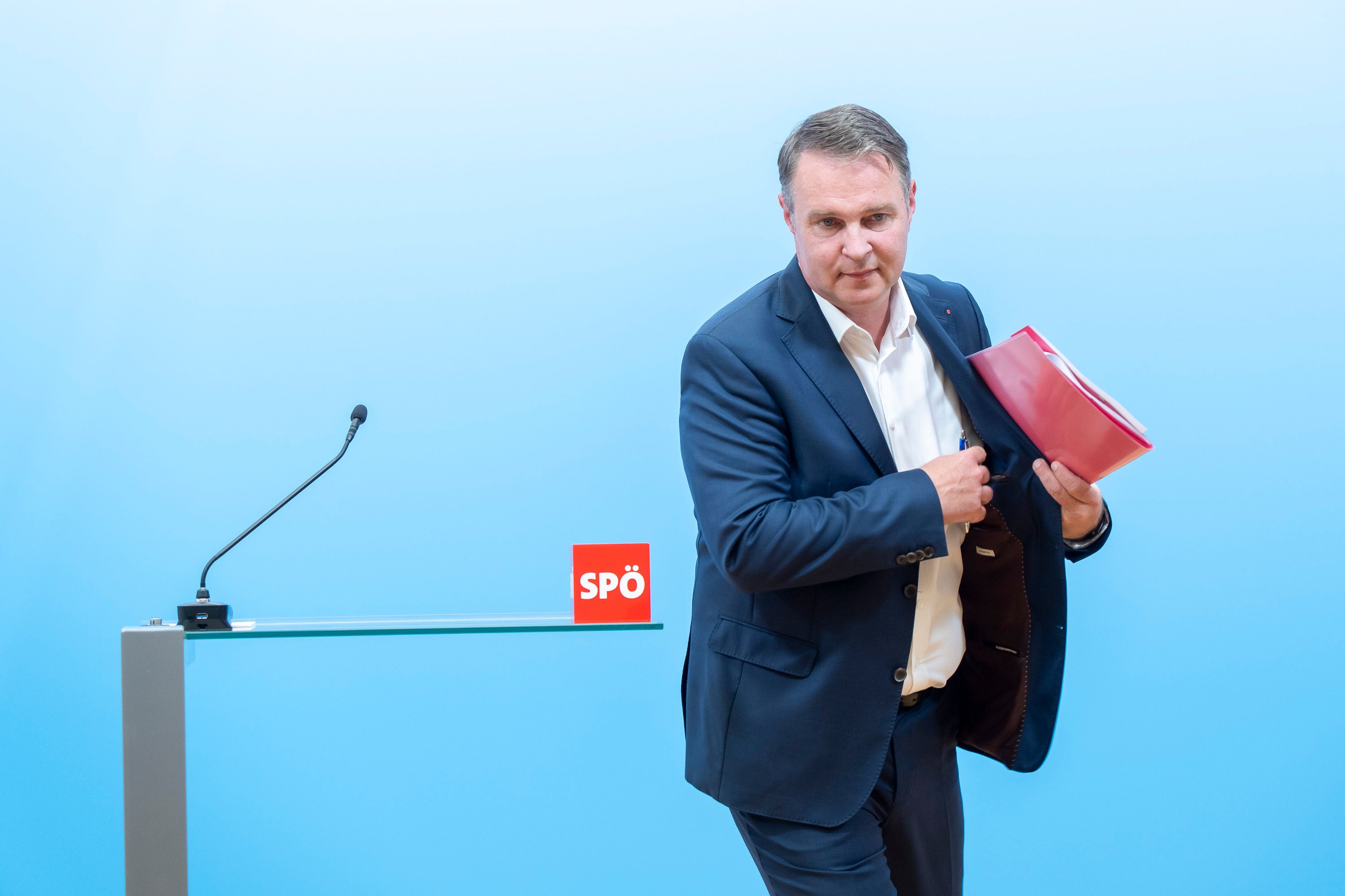 SPÖ-Chef Andreas Babler feilt derzeit an einem neuen Demokratiepaket.