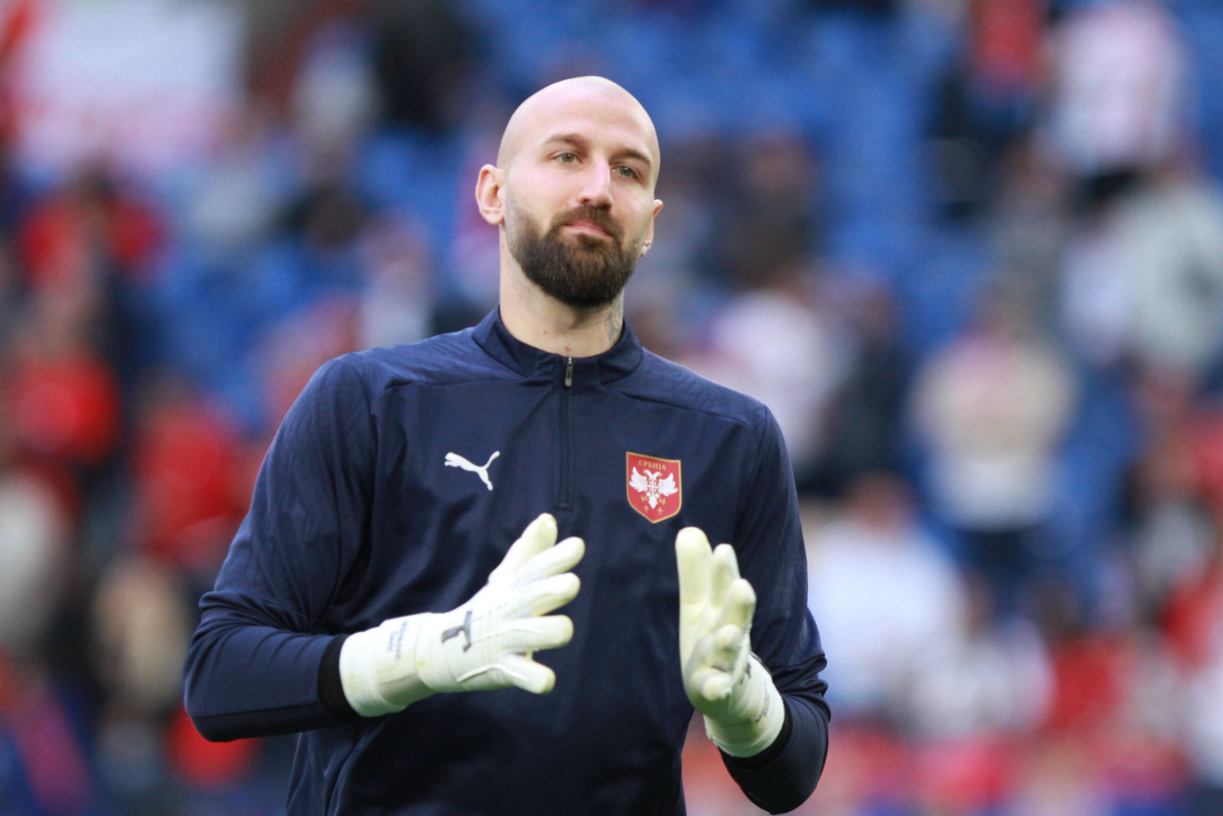 War Serbien-Tormann Vanja Milinkovic-Savic in eine Bar-Schlägerei verwickelt? Es kursieren zwei Versionen, was tatsächlich passierte. 