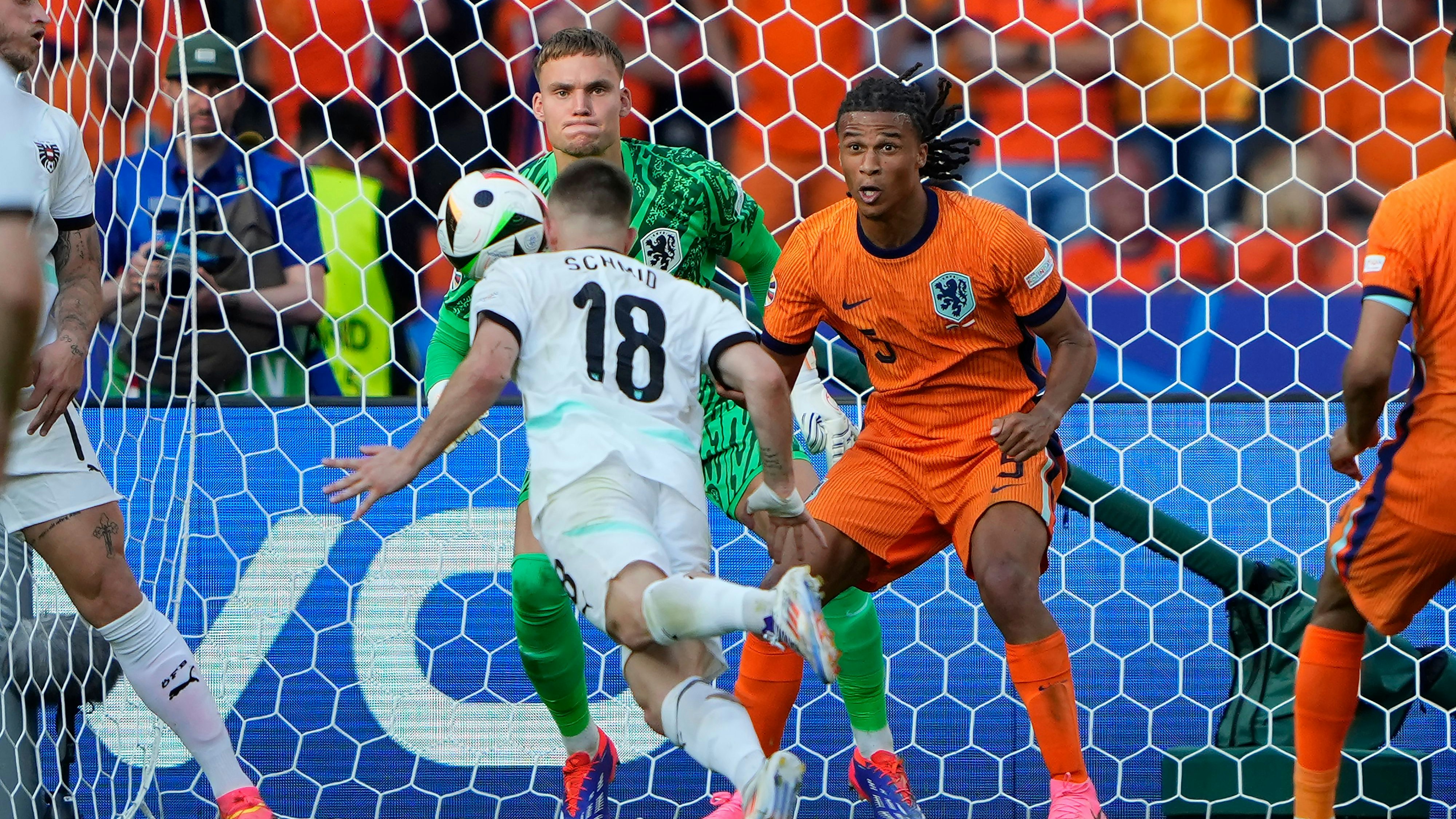 Ein Tor, das mehrfach fiel: Romano Schmid erzielt das 2:1 gegen die Niederlande