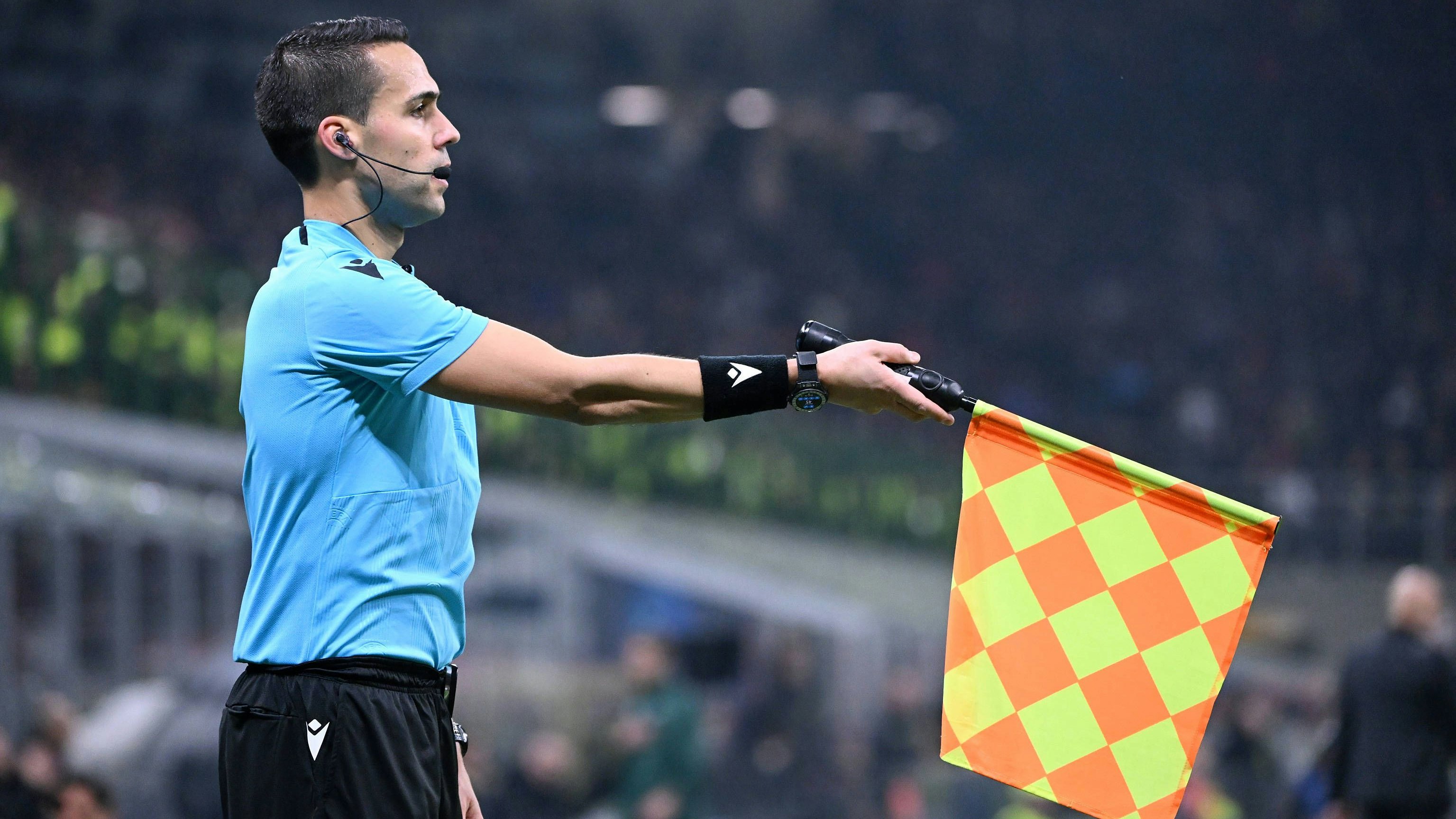 Stephane De Almeida durfte beim Spiel Portugal gegen Georgien nicht an der Seitenlinie stehen. 