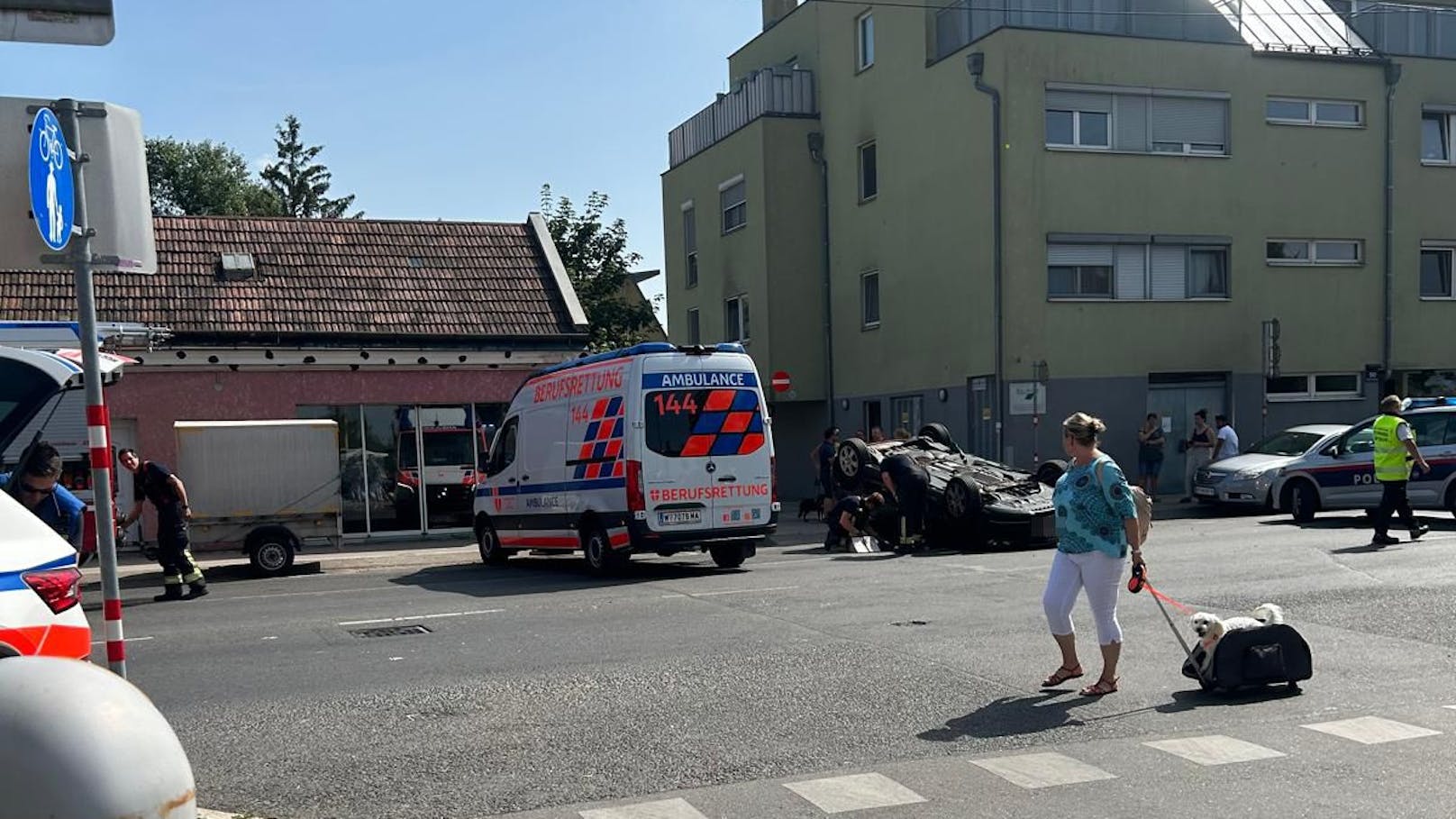 Heftiger Unfall auf der Esslinger Hauptstraße (Wien-Donaustadt)