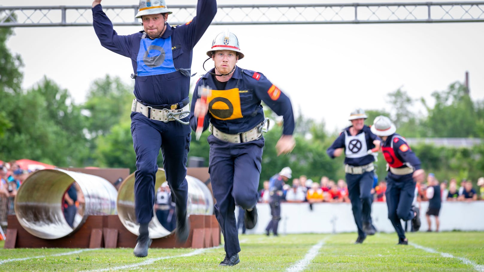 Tausende Feuerwehrmitglieder traten beim Bewerb in Leobersdorf fan