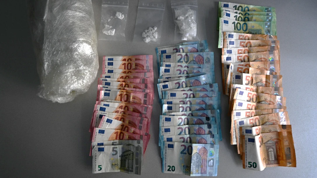 Bargeld und Suchtgift gefunden Polizei schnappt DrogenTrio am Mexikoplatz in