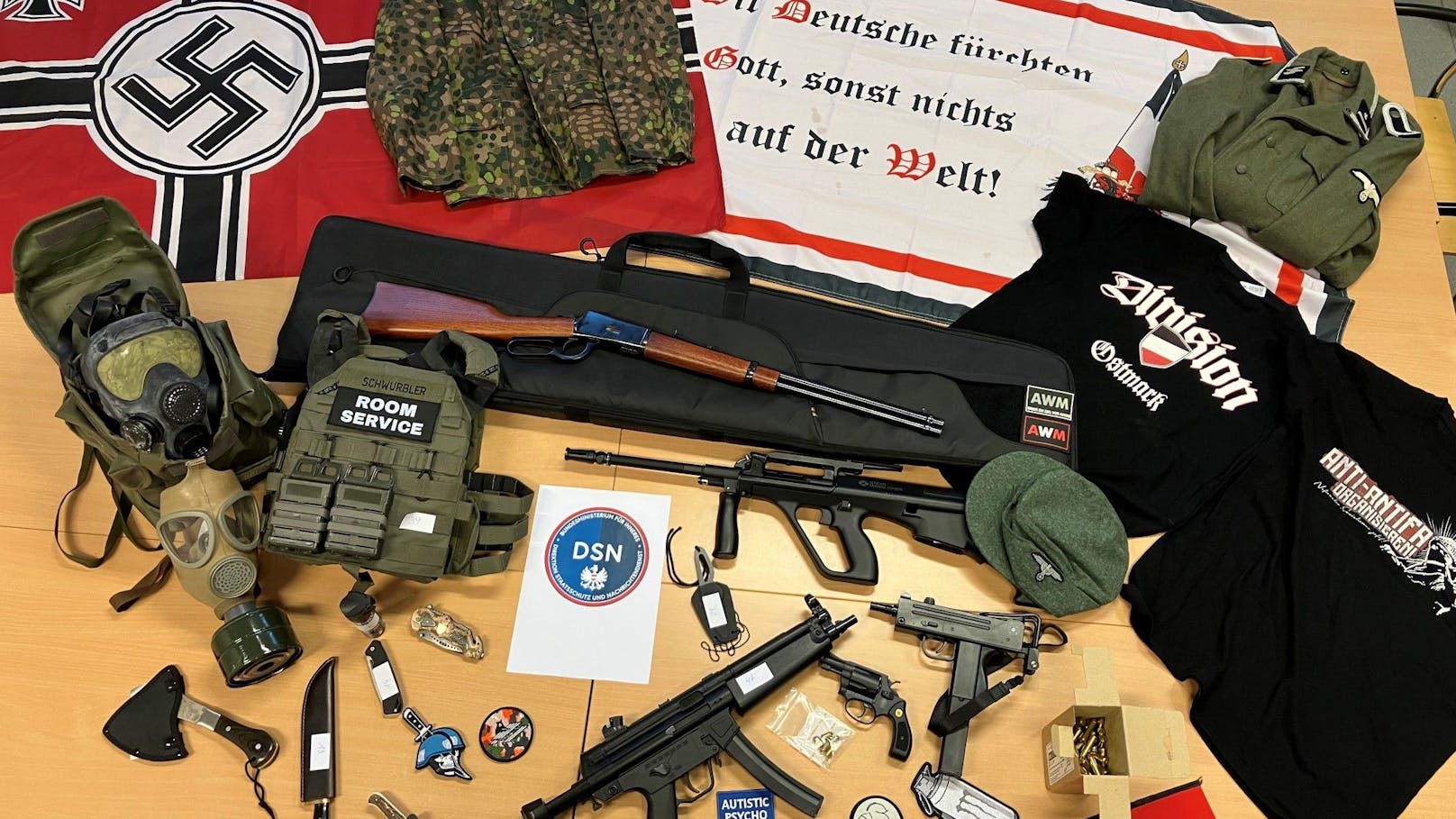 Schockierender Fund: Das Ergebnis der DSN-Razzia beim Verdächtigen in Wien