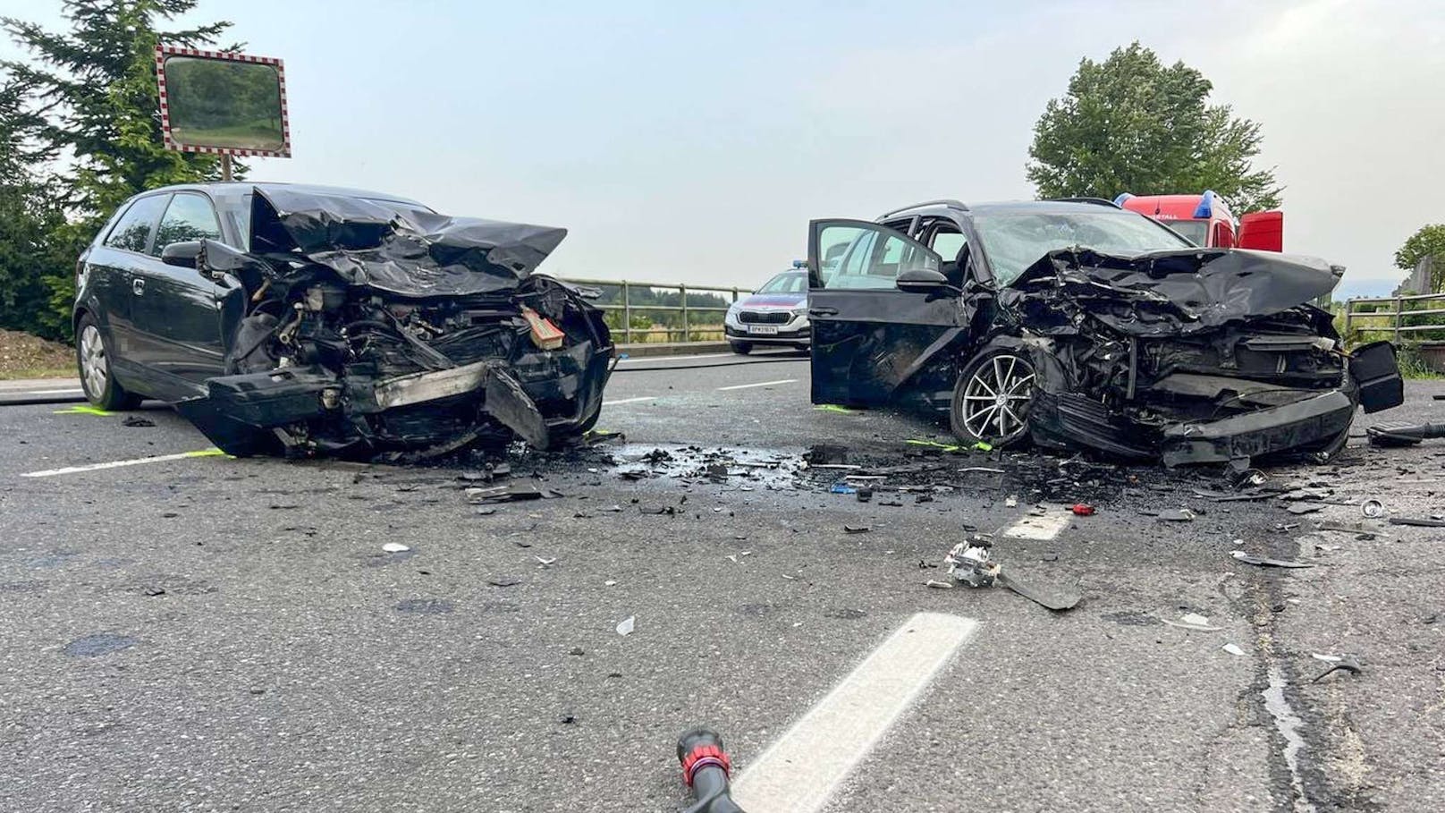 Ohne gültigen Führerschein – Crash mit sechs Verletzten