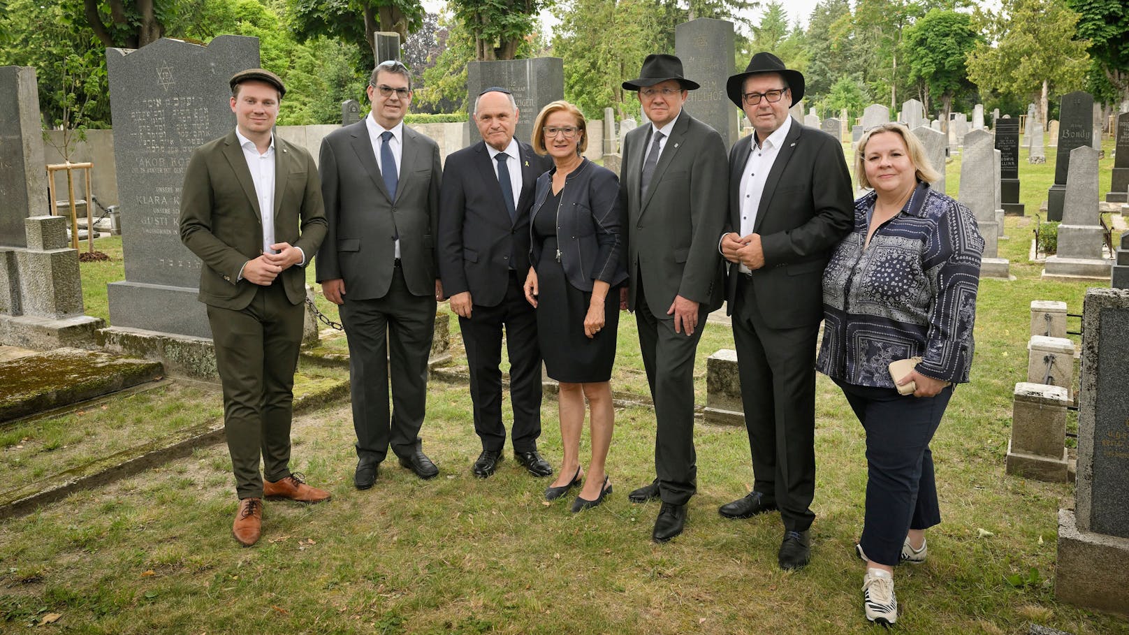 Florian Krumböck (ÖVP), Oskar Deutsch, Wolfgang Sobotka (ÖVP), Landeshauptfrau Johanna Mikl-Leitner (ÖVP), Bürgermeister Matthias Stadler (SPÖ),