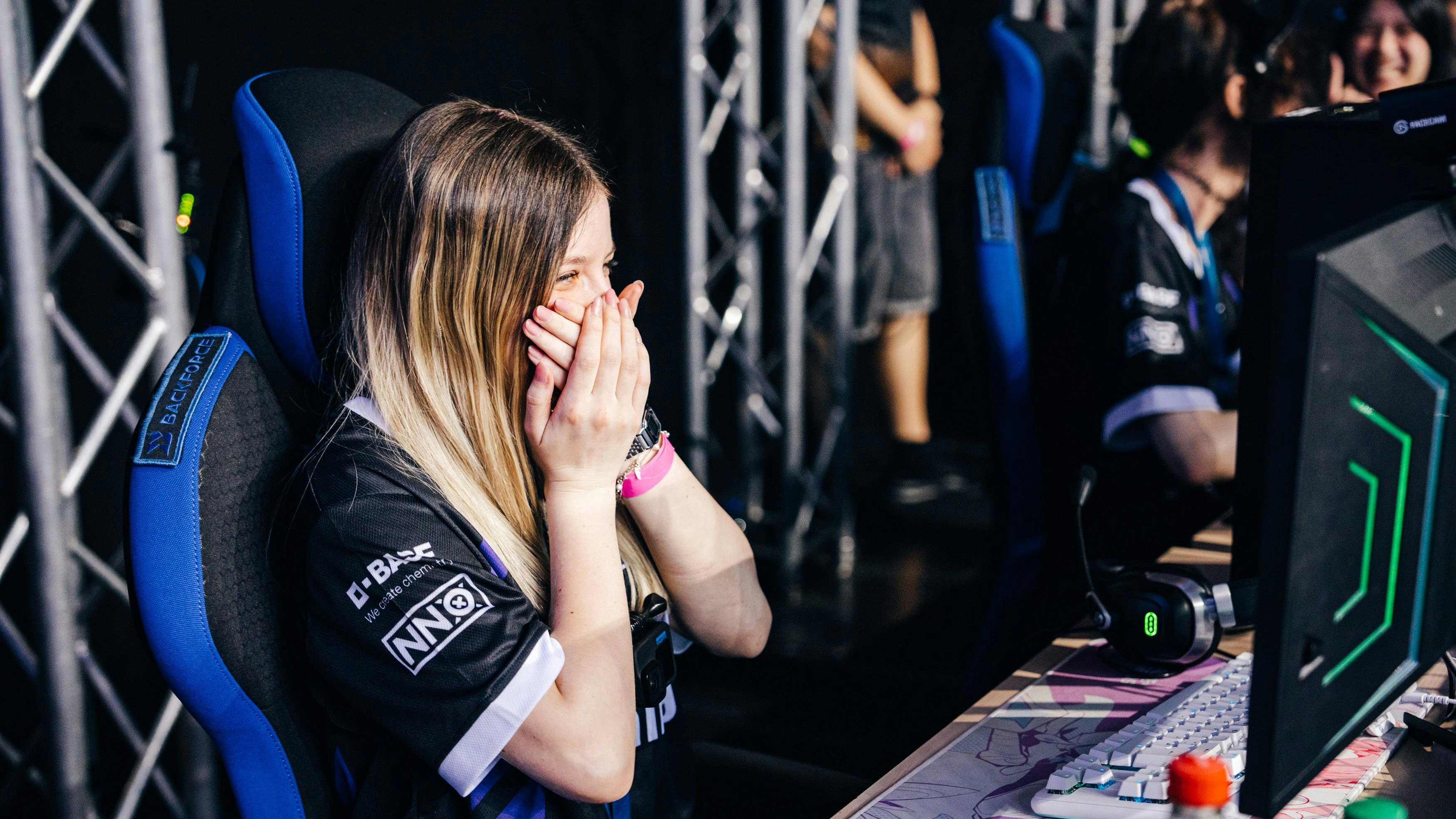 Level Up setzt Zeichen für mehr Sichtbarkeit von Frauen im eSports. 