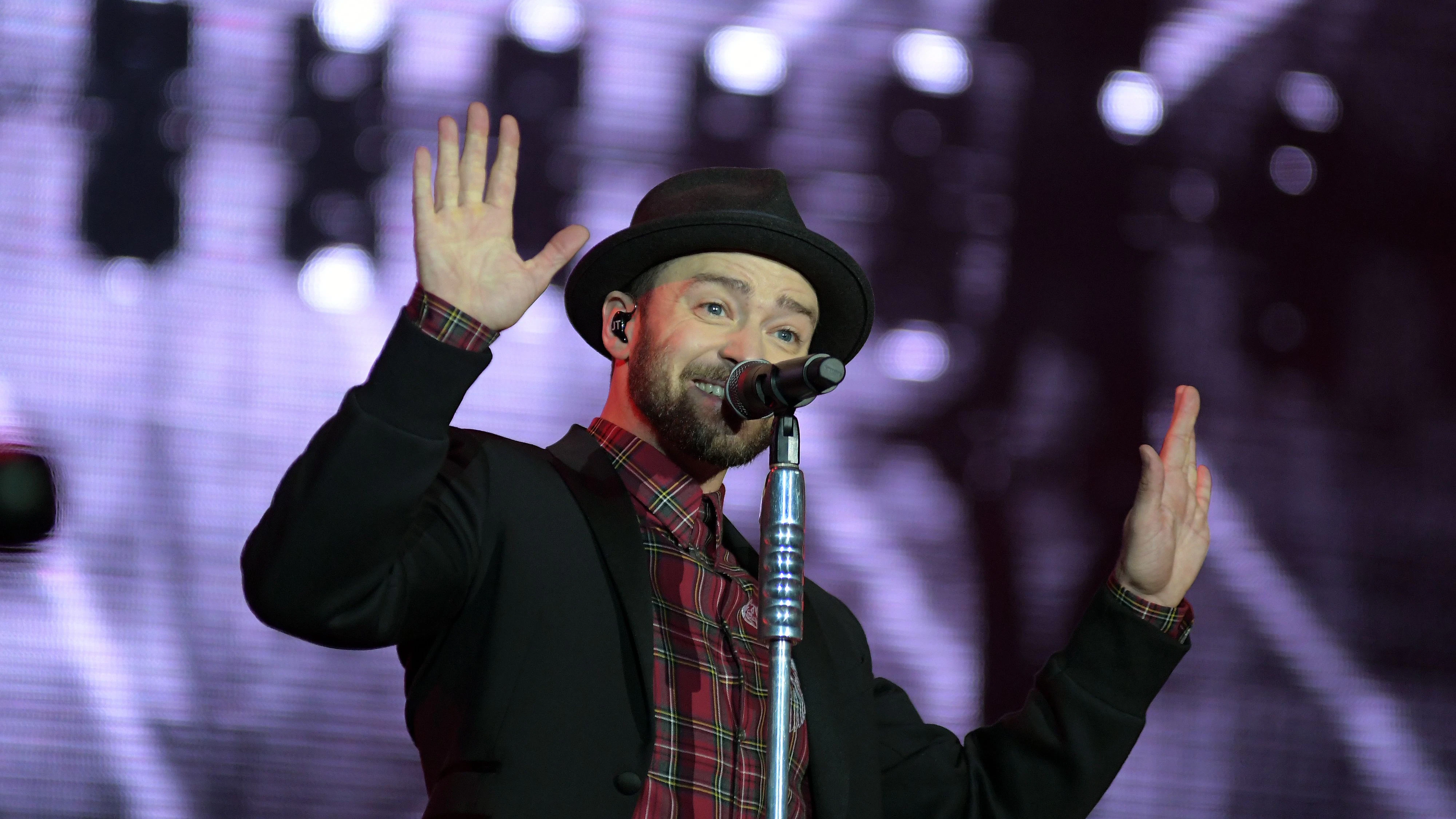 Justin Timberlake zeigt, wie ernst er seinen polizeilichen Zwischenfall nimmt.