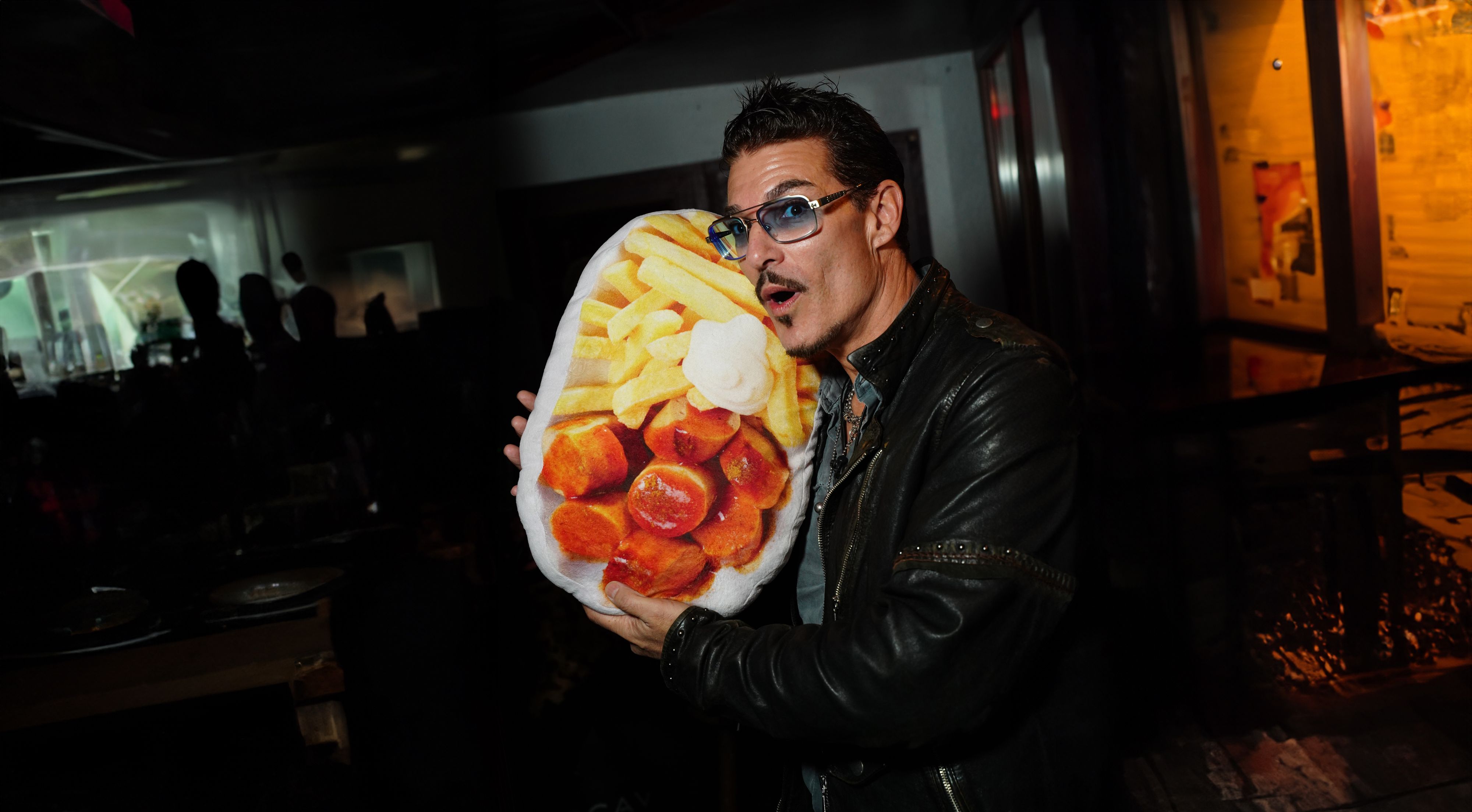 Currywurstmann Chris Töpperwien steht in Österreich vor Gericht.