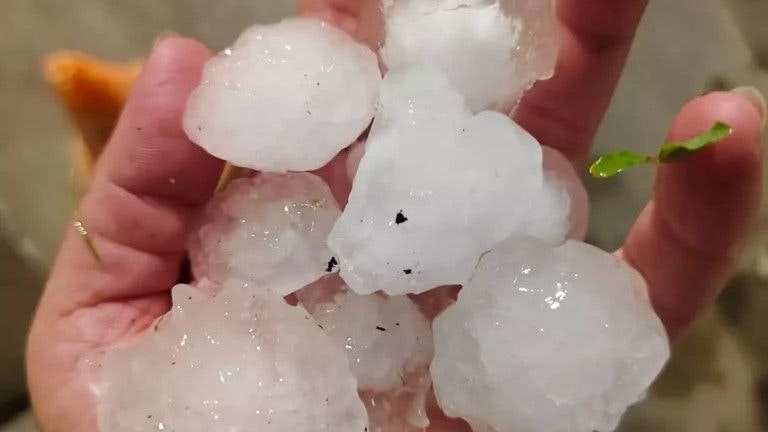 Die Hagelkörner, die in Lexnitz niedergingen, waren größer als Golfbälle.