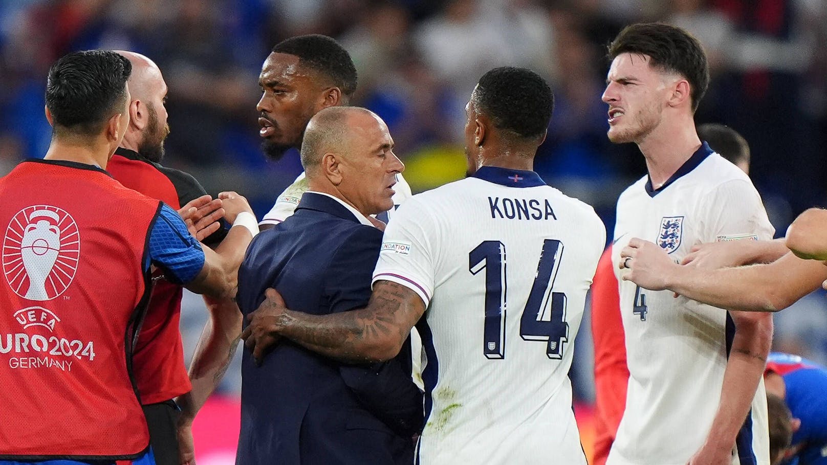 England-Star schimpfte Teamchef "glatzköpfige F*tze"