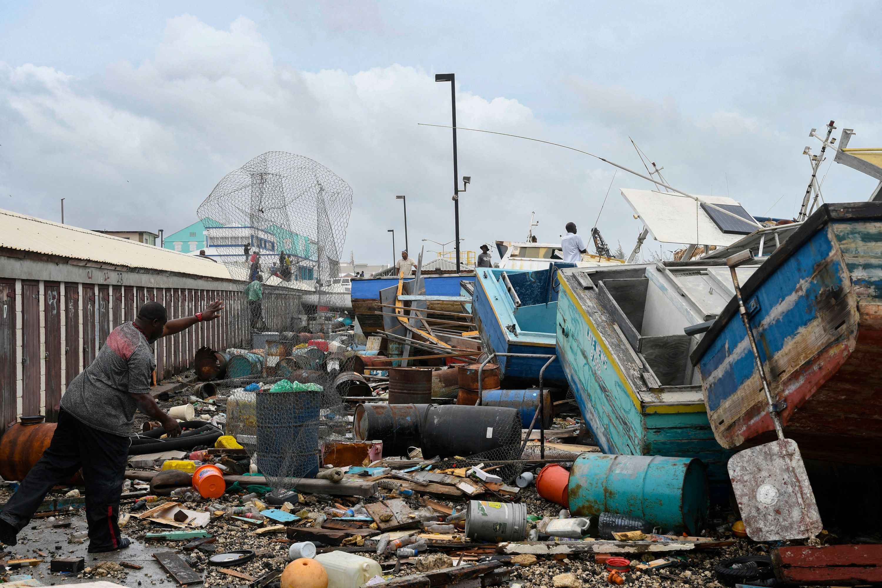 Beryl hat in Bridgetown, Barbados, Boote hin und her gerissen.