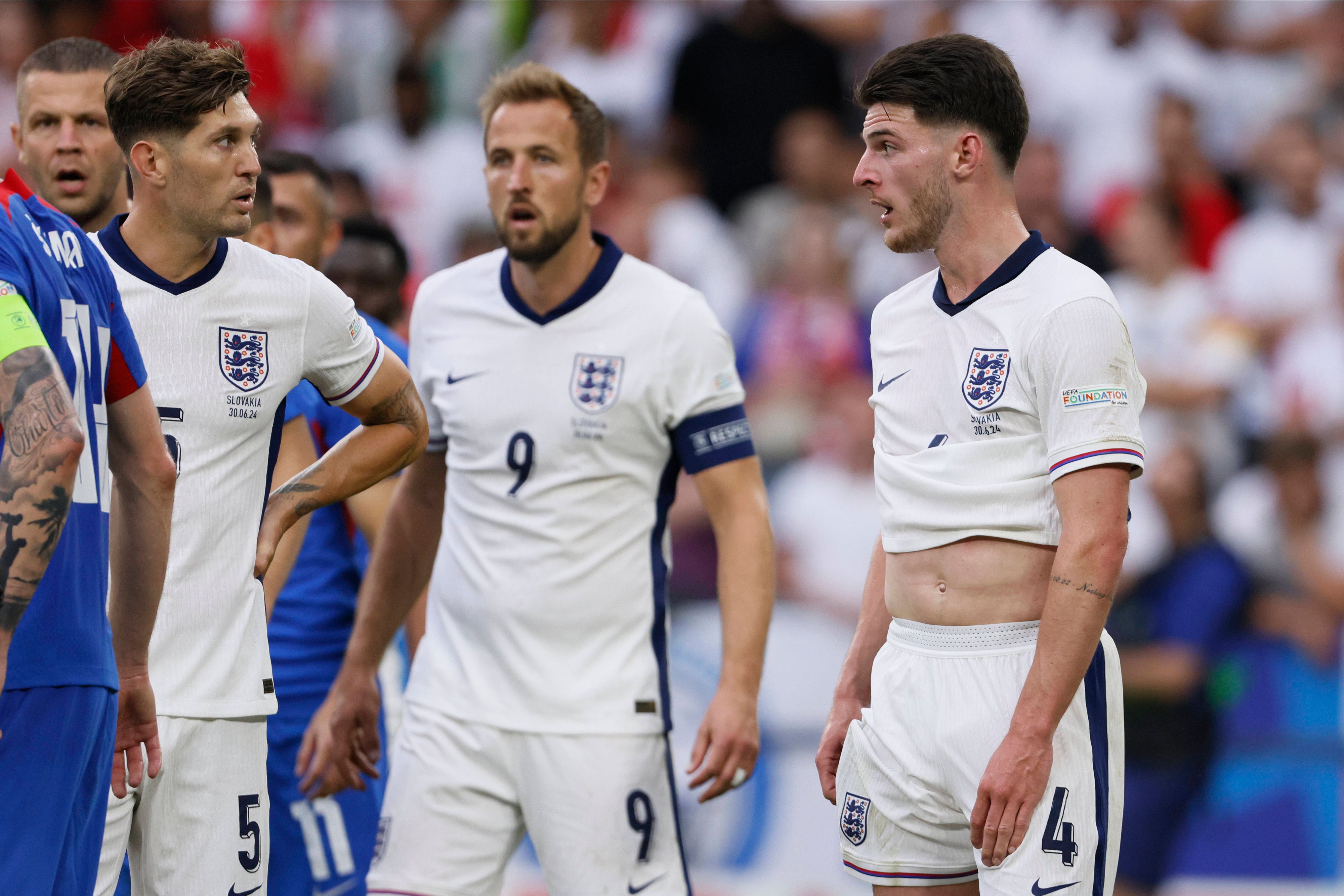 Die England-Stars müssen sich Kritik aus dem eigenen Land gefallen lassen.