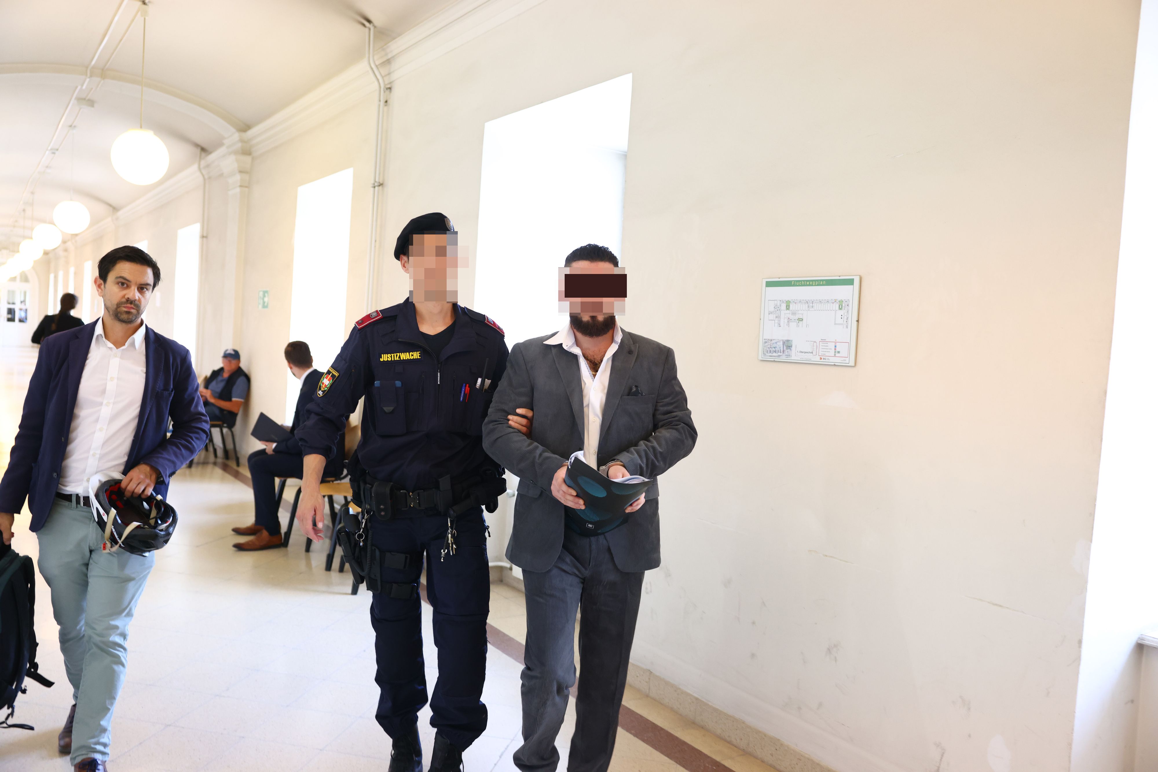 Der ausgesprochen redselige Angeklagte brachte den Richter an den Rand der Verzweiflung.