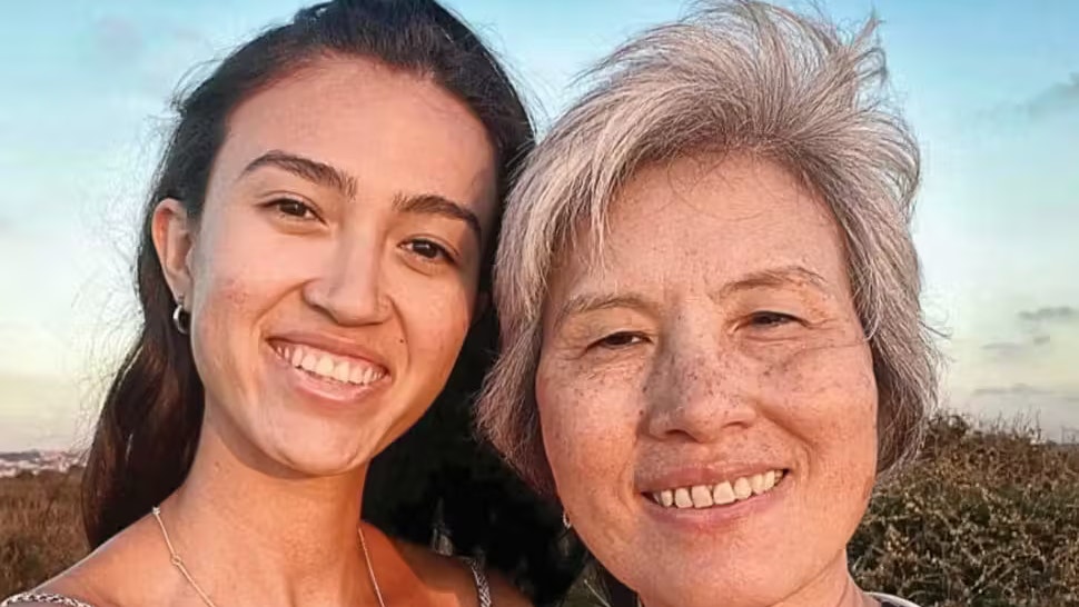 Kurz vor ihrem Tod konnte Liora (61) ihre Tochter Noa (26), die von den Hamas als Geisel gefangen gehalten wurde, wiedersehen.