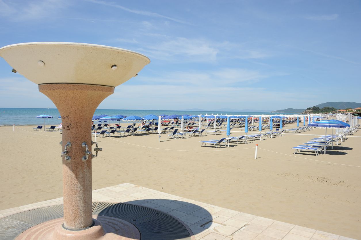 In Italien sorgt ein Online-Reservierungssystem bei einem beliebten Badestrand für Empörung. (Symbolbild)