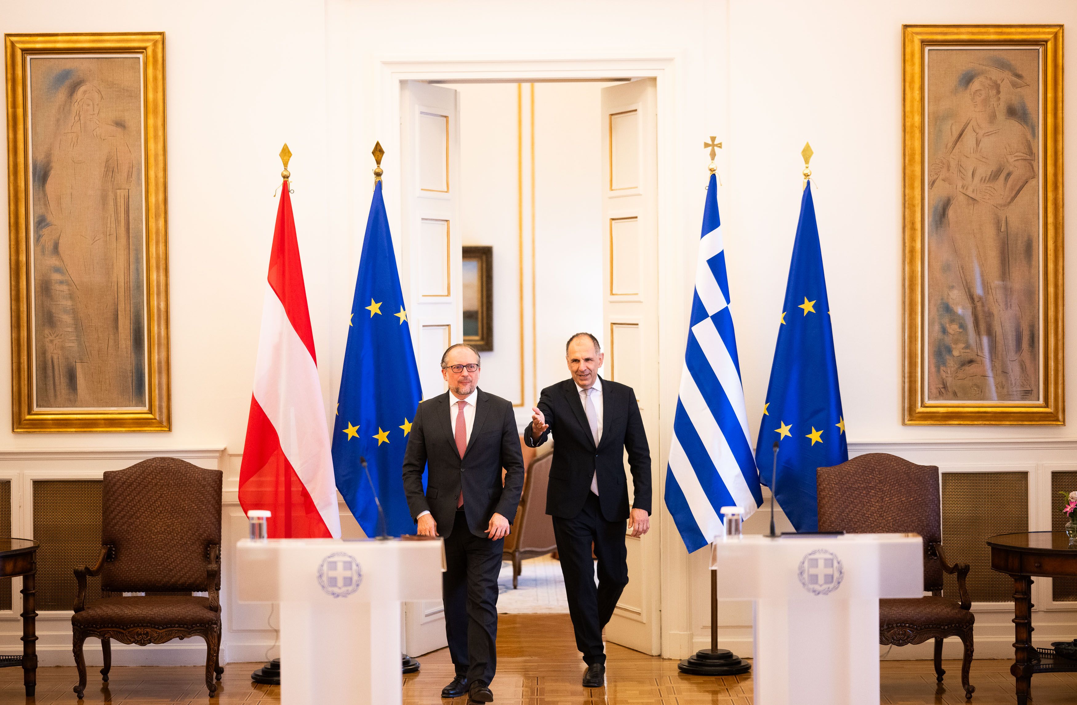 Am 3. Juli 2024 traf Außenminister Alexander Schallenberg seinen griechischen Amtskollegen Giorgos Gerapetritis in Athen. 