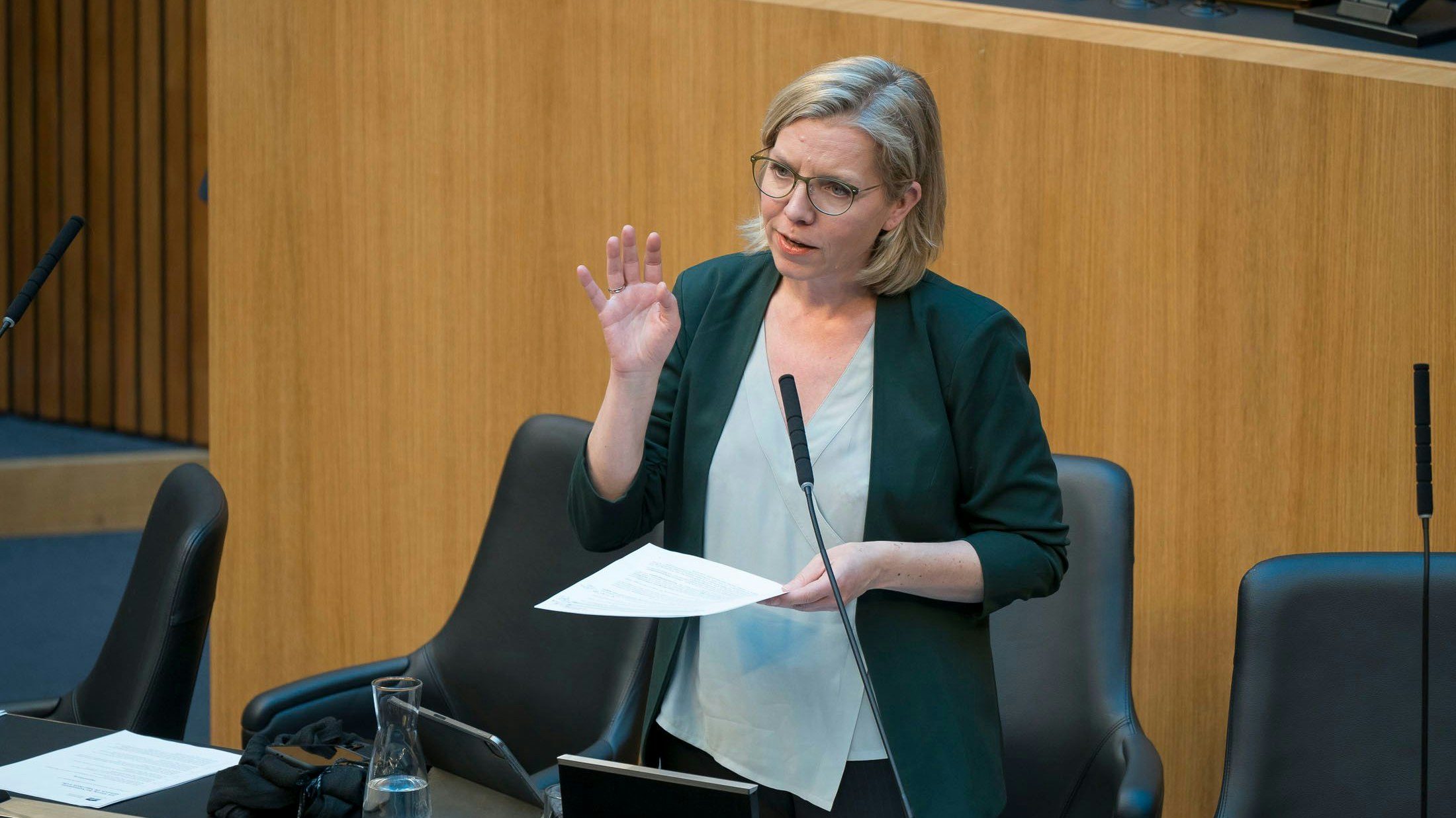 Heute.at - Dringliche Anfrage – jetzt muss Gewessler auspacken