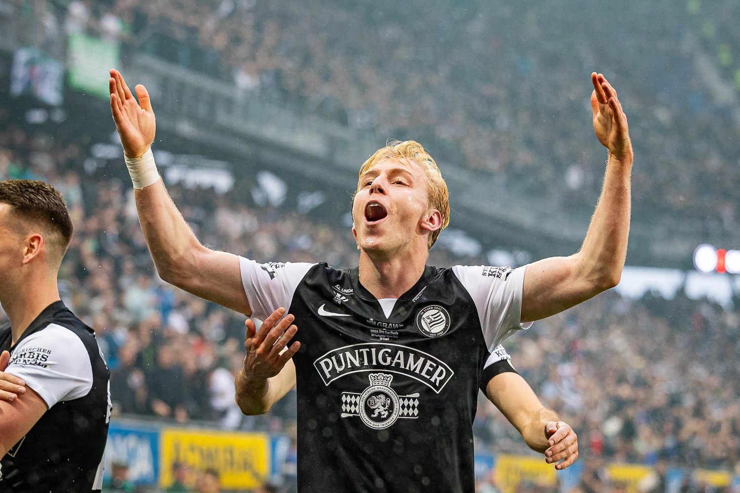 Stürmer Mika Biereth steht kurz vor dem fixen Wechsel zu Sturm Graz. 