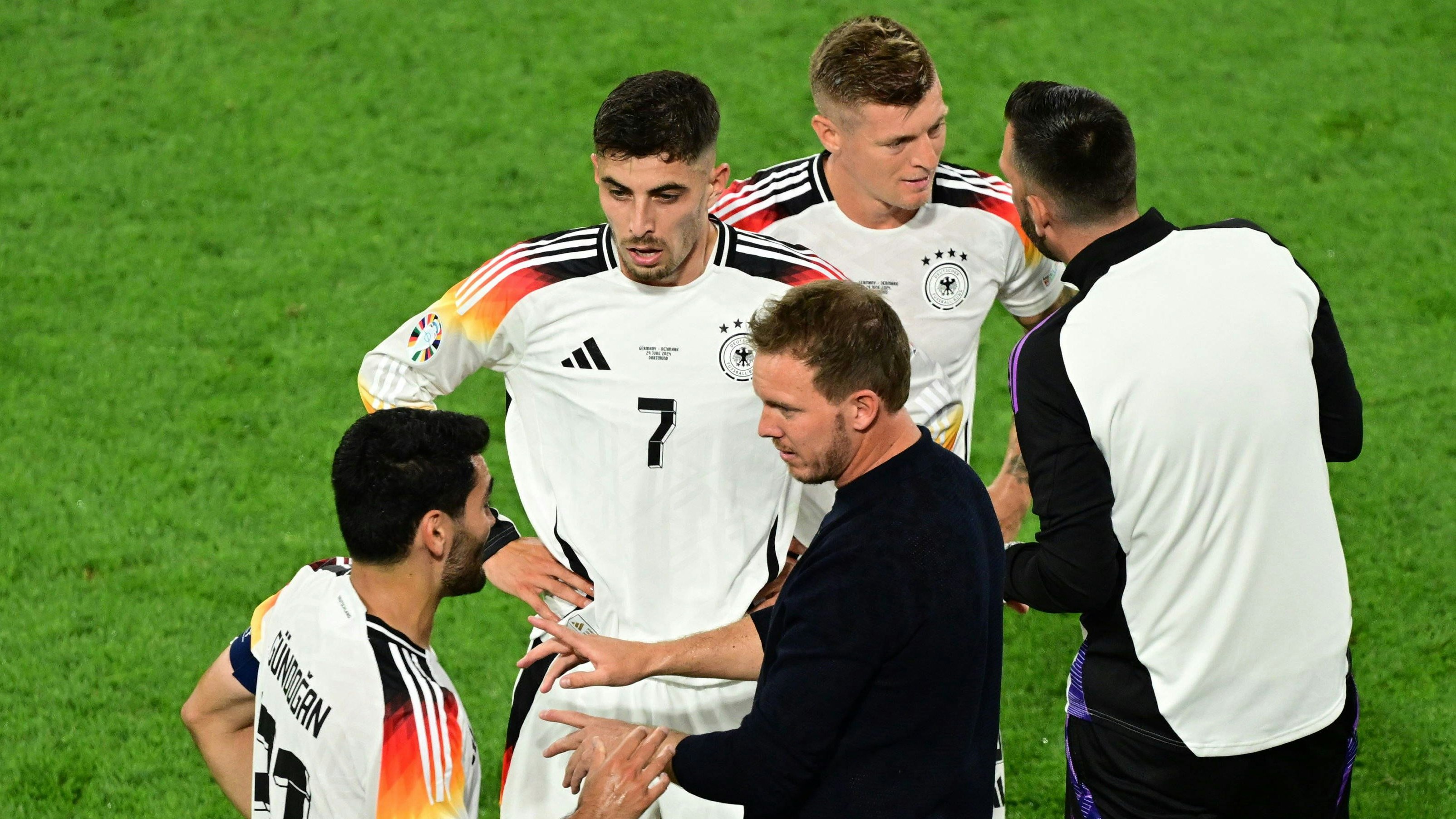 Deutschlands Nationalteam plant den Sieg gegen Spanien mit der Real-Taktik. 