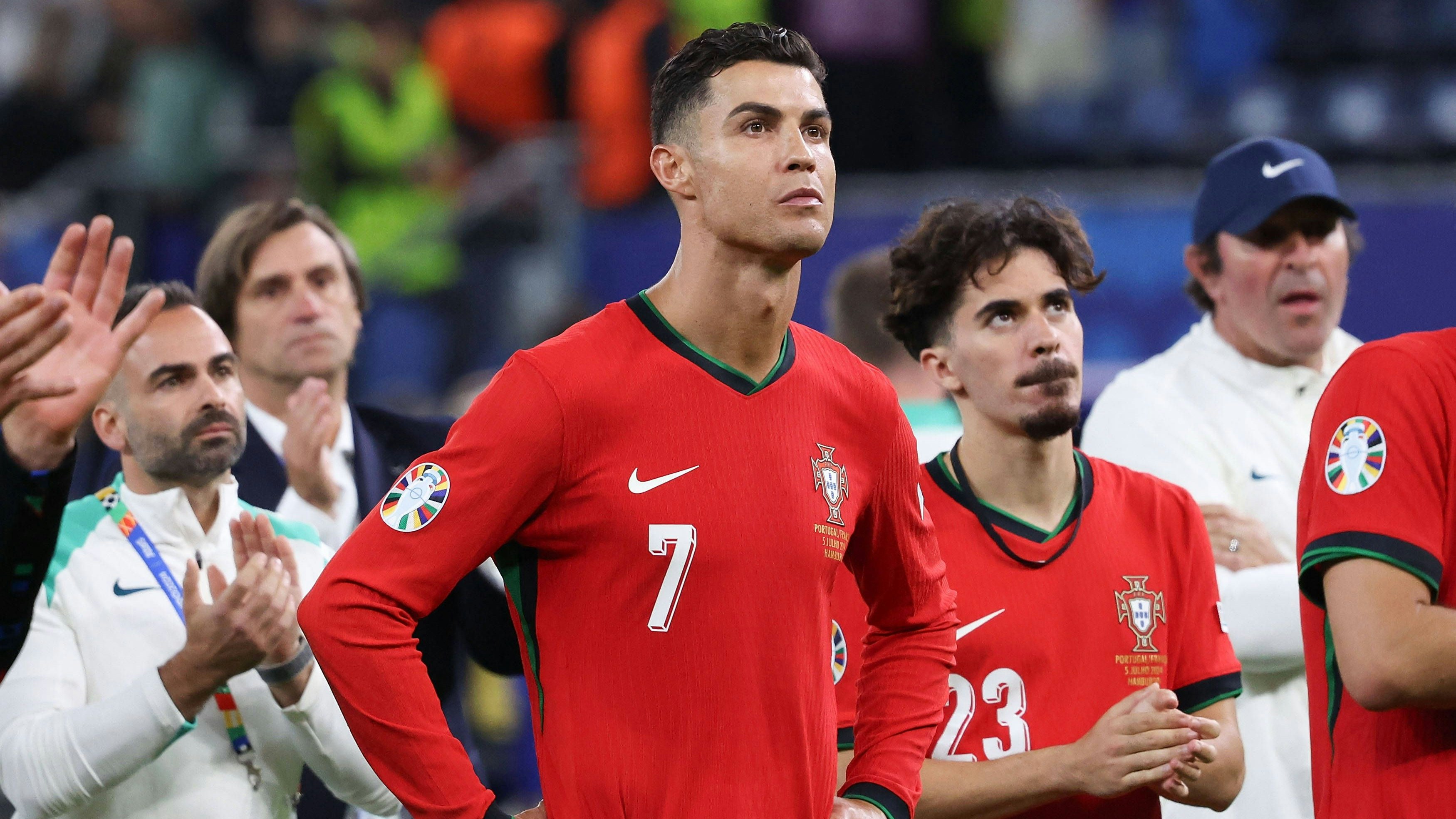 Fußball-Star Cristiano Ronaldo hat eine überraschende Münzwurf-Entscheidung getroffen. 