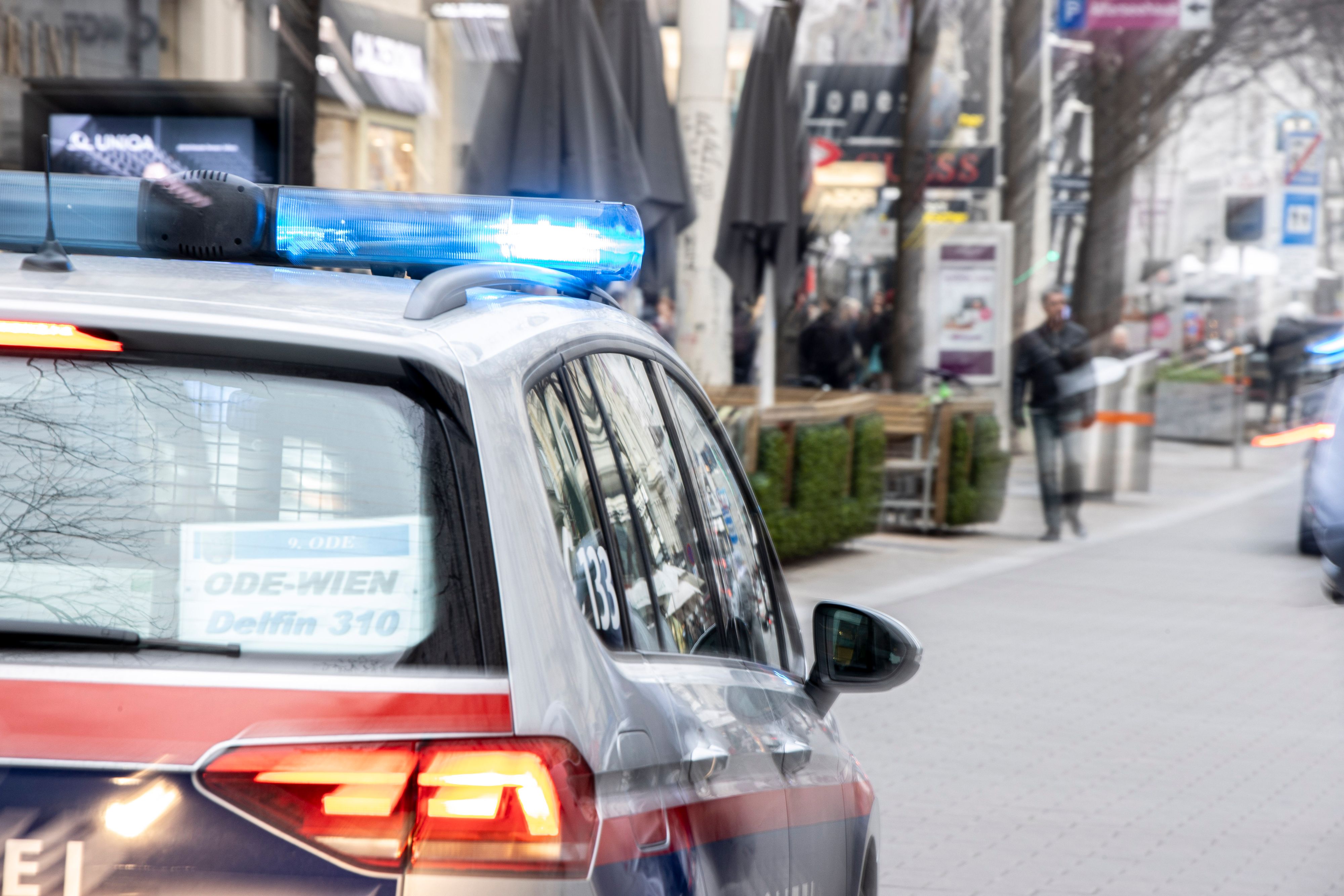 Der Mann wurde umgehend festgenommen. (Symbolbild)