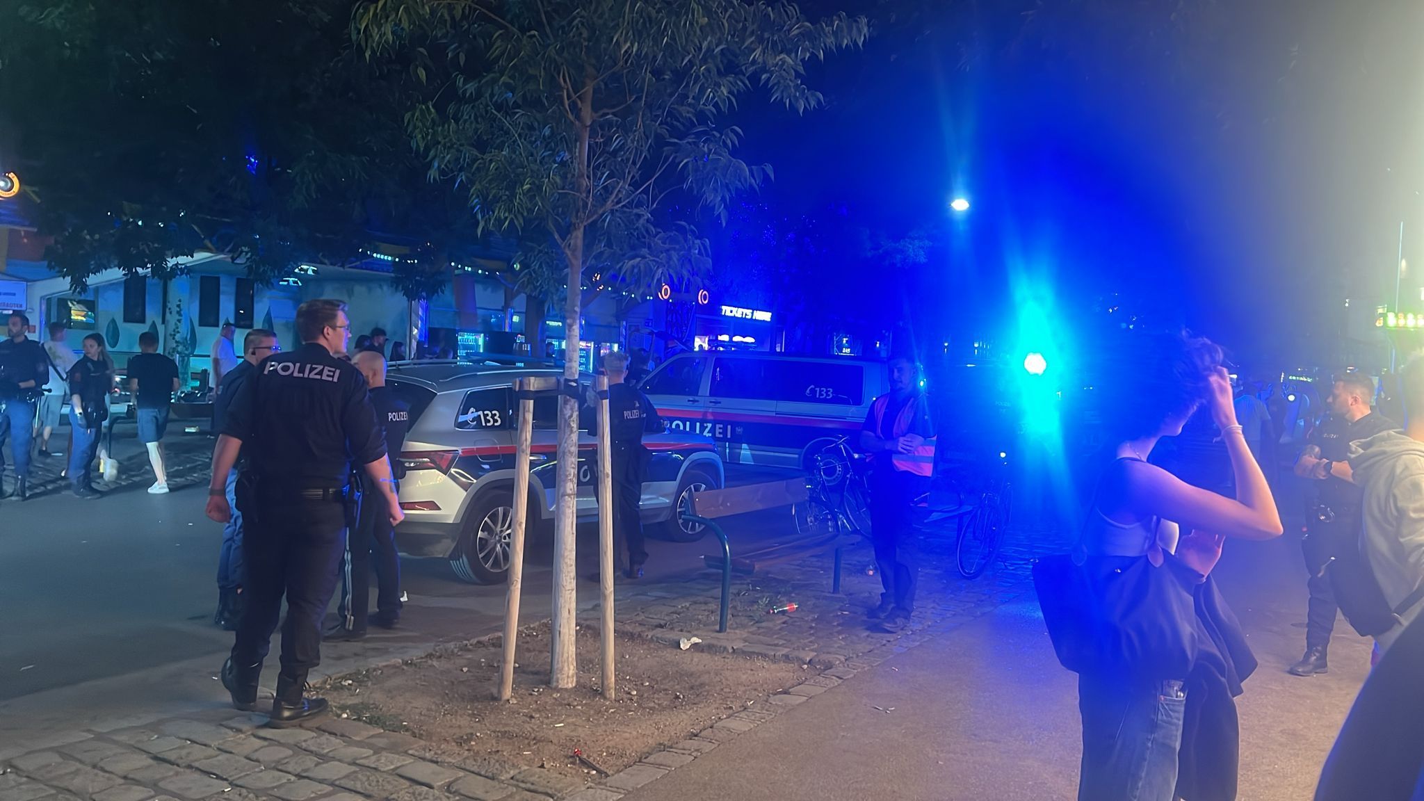 Massenschlägerei im Prater nach Türkei-Match.