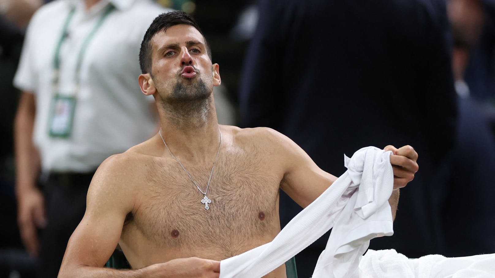 Djokovic buht Fans aus: "Ihr könnt mir nichts anhaben!"