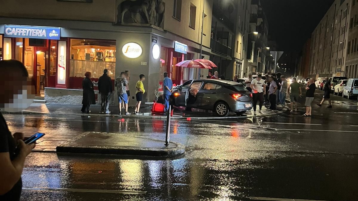 Spektakulärer Unfall in Wien-Simmering