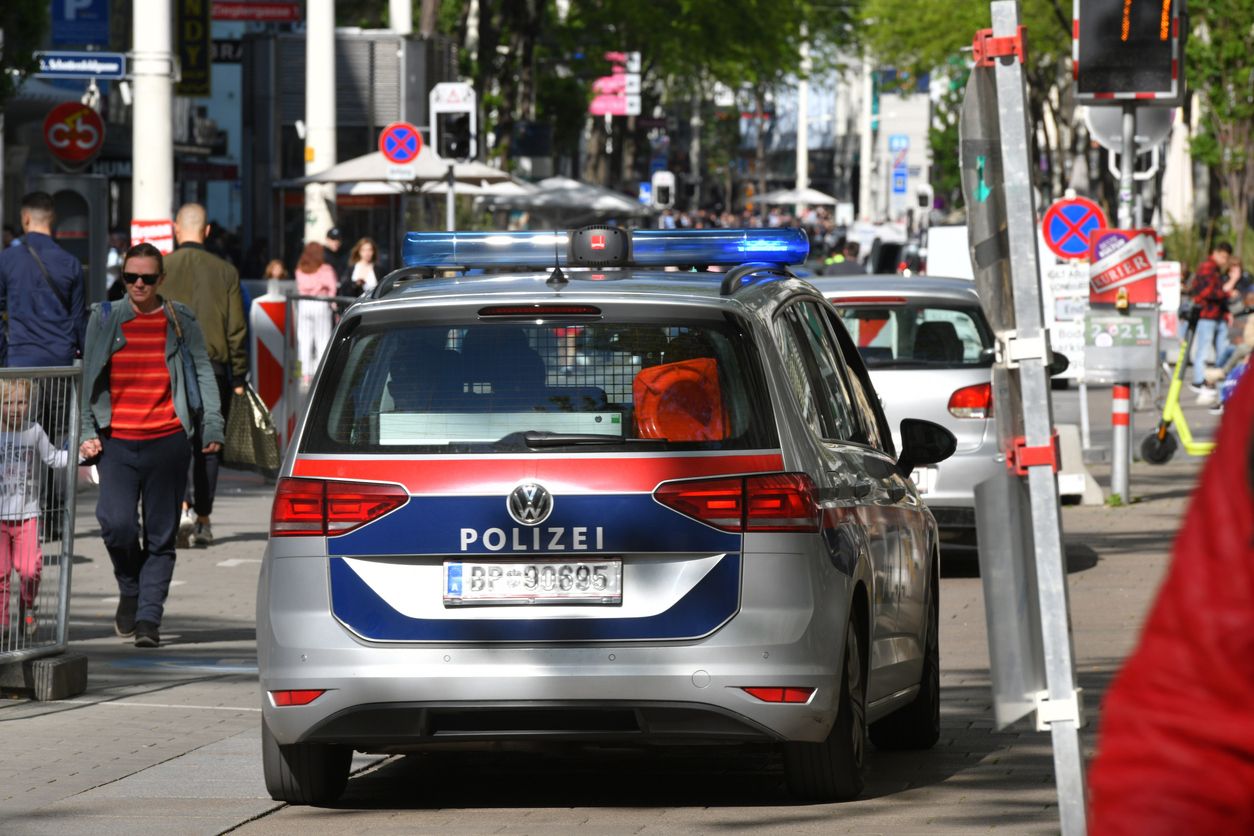 Der 37-Jährige befindet sich in polizeilichem Gewahrsam. (Symbolbild)