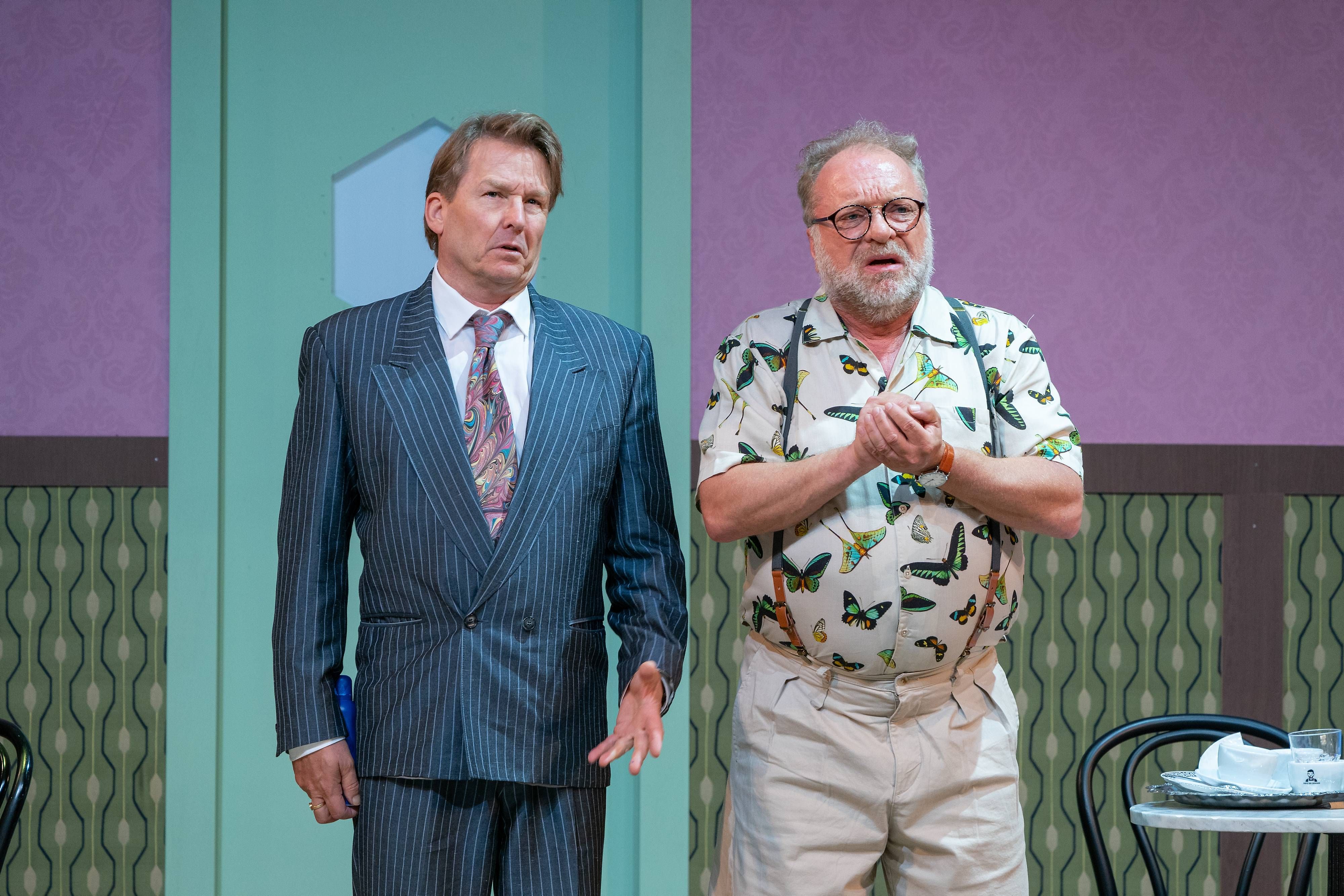 Serge FALCK (l.) und Reinhard NOWAK (r.) im Stück 