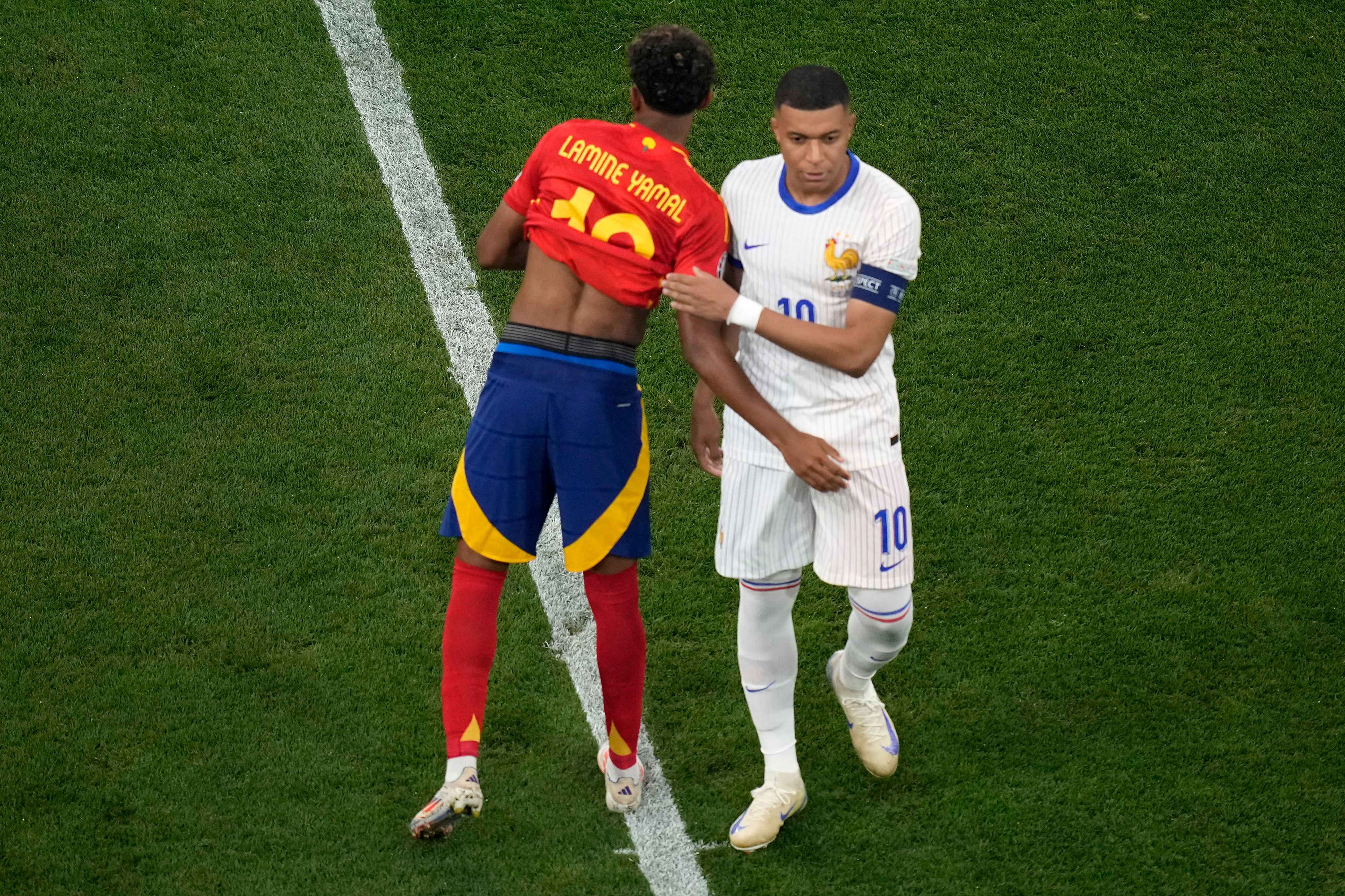 Kylian Mbappe hat wieder den Durchblick.