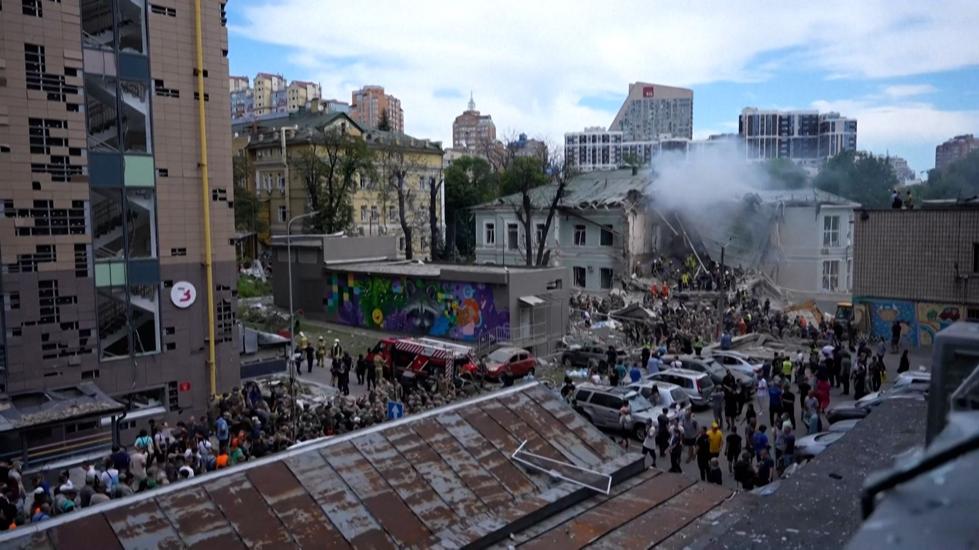 Bei einem Angriff auf ein Kinderspital in Kiew wurden mindestens 40 Personen getötet. 