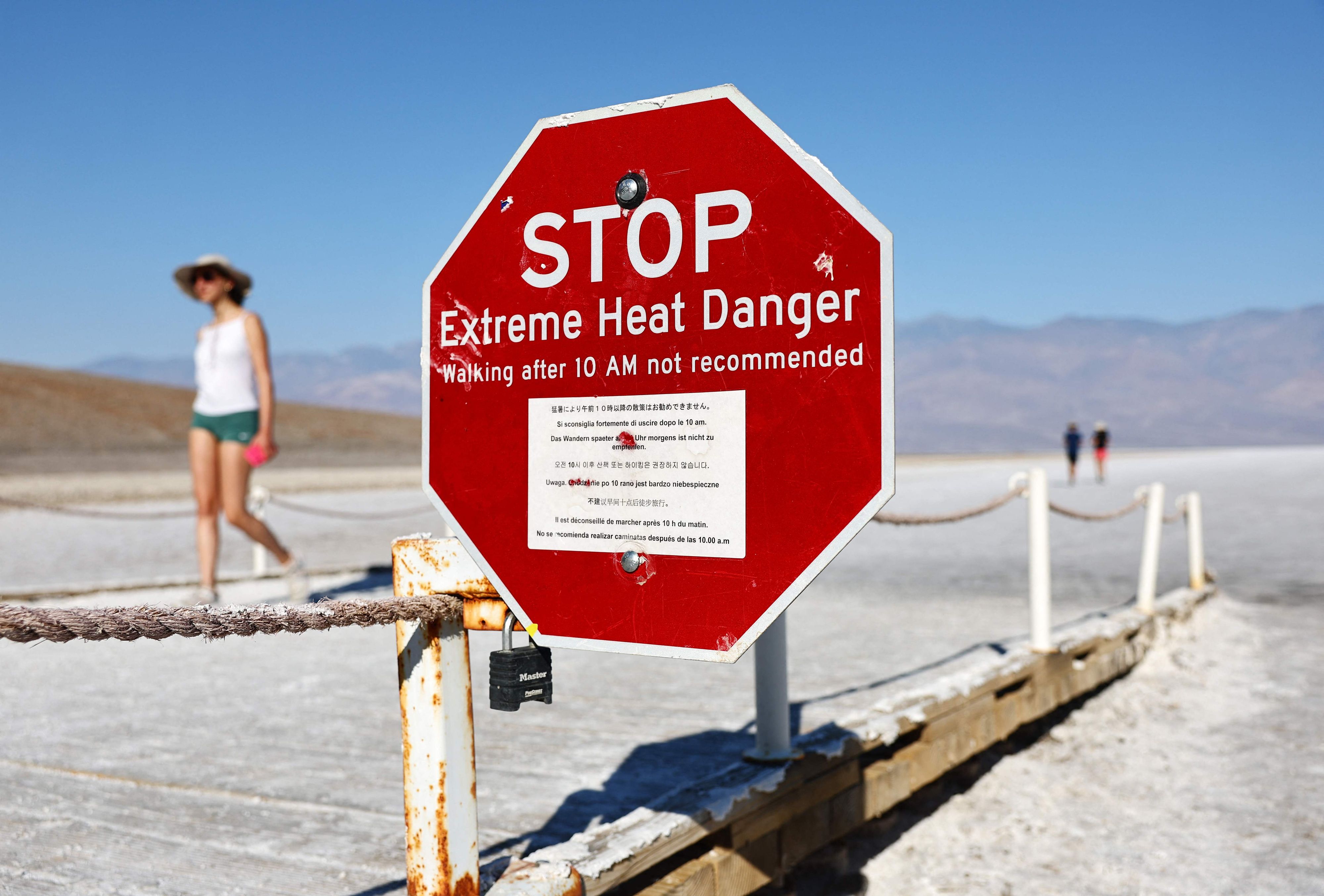 Extreme Hitze im Death Valley. Die US-Behörde für die Nationalparks warnt vor Wanderungen nach 10 Uhr morgens.