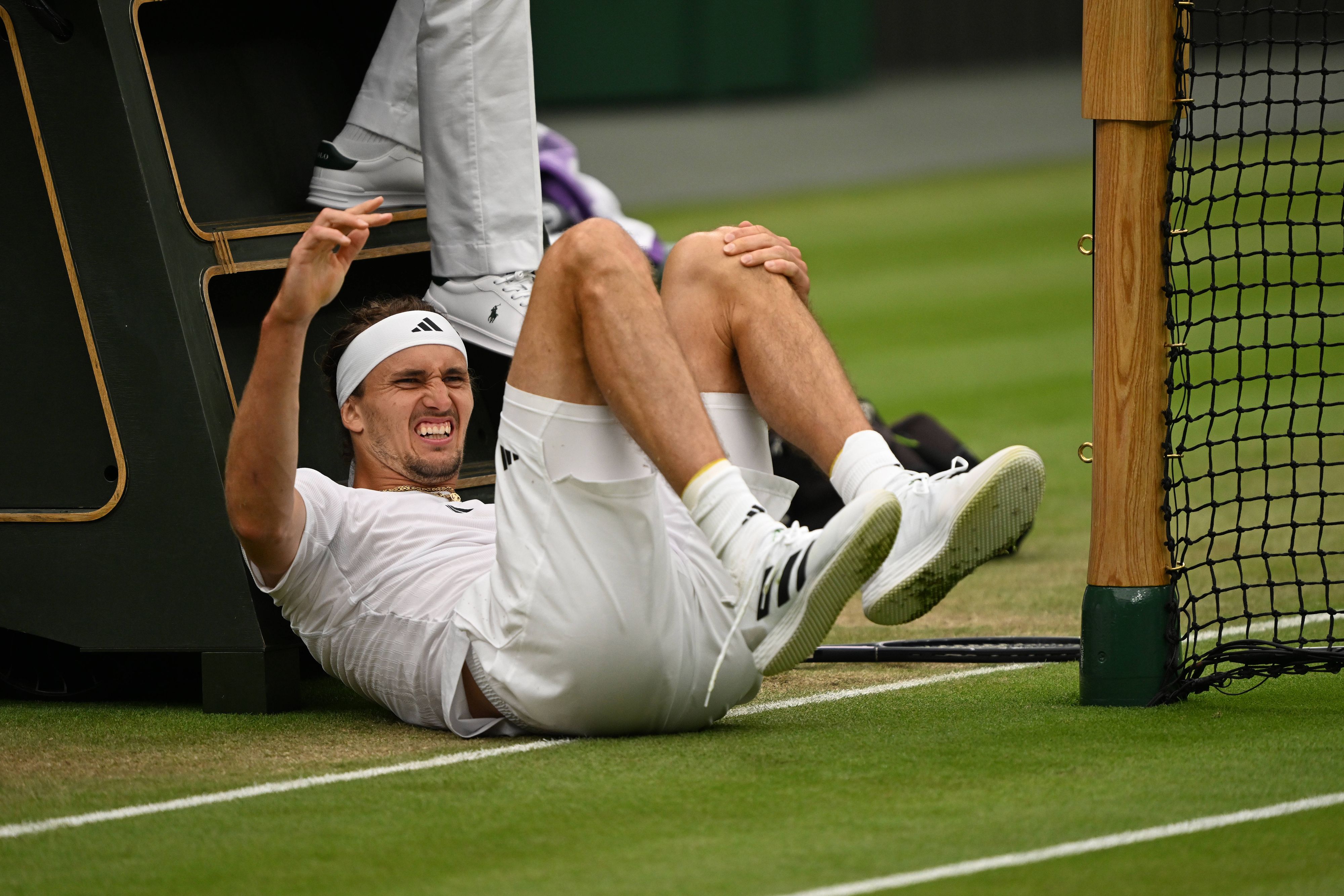 Zverev verletzte sich in Wimbledon