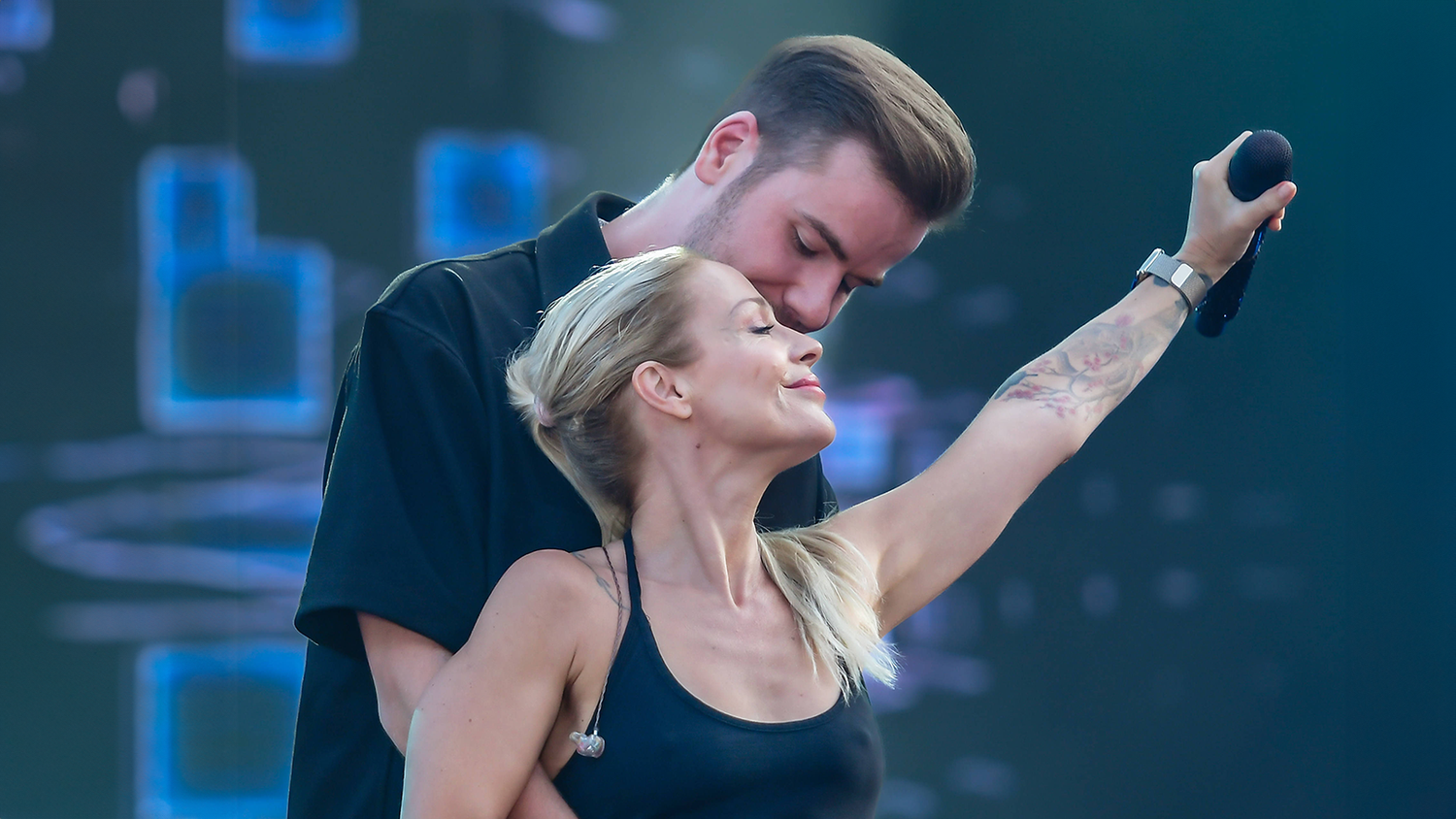 Die Schlagerstars Michelle und Eric Philippi sind seit über einem Jahr ein Paar.