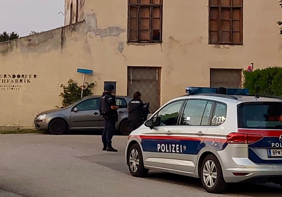 Polizei-Großeinsatz in Mitterndorf