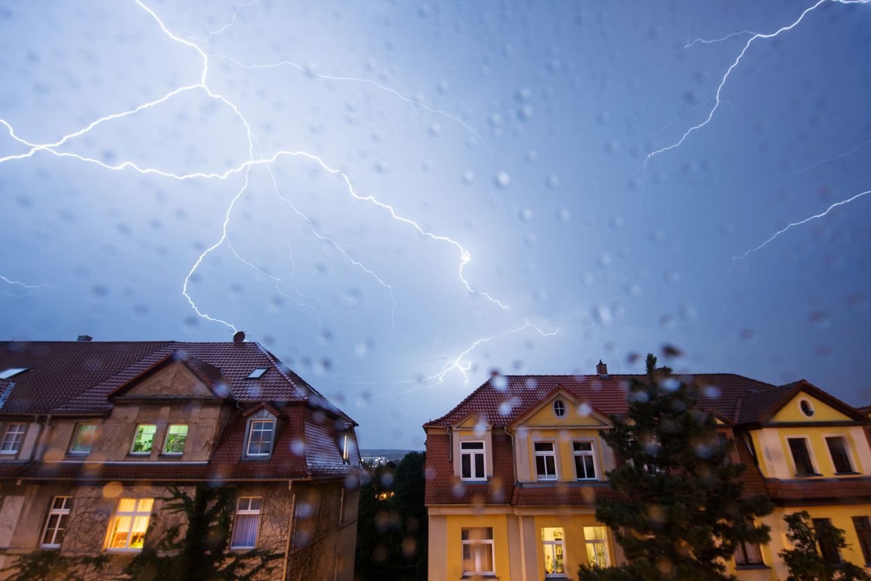 Heftige Gewitter werden erwartet. Symbolbild