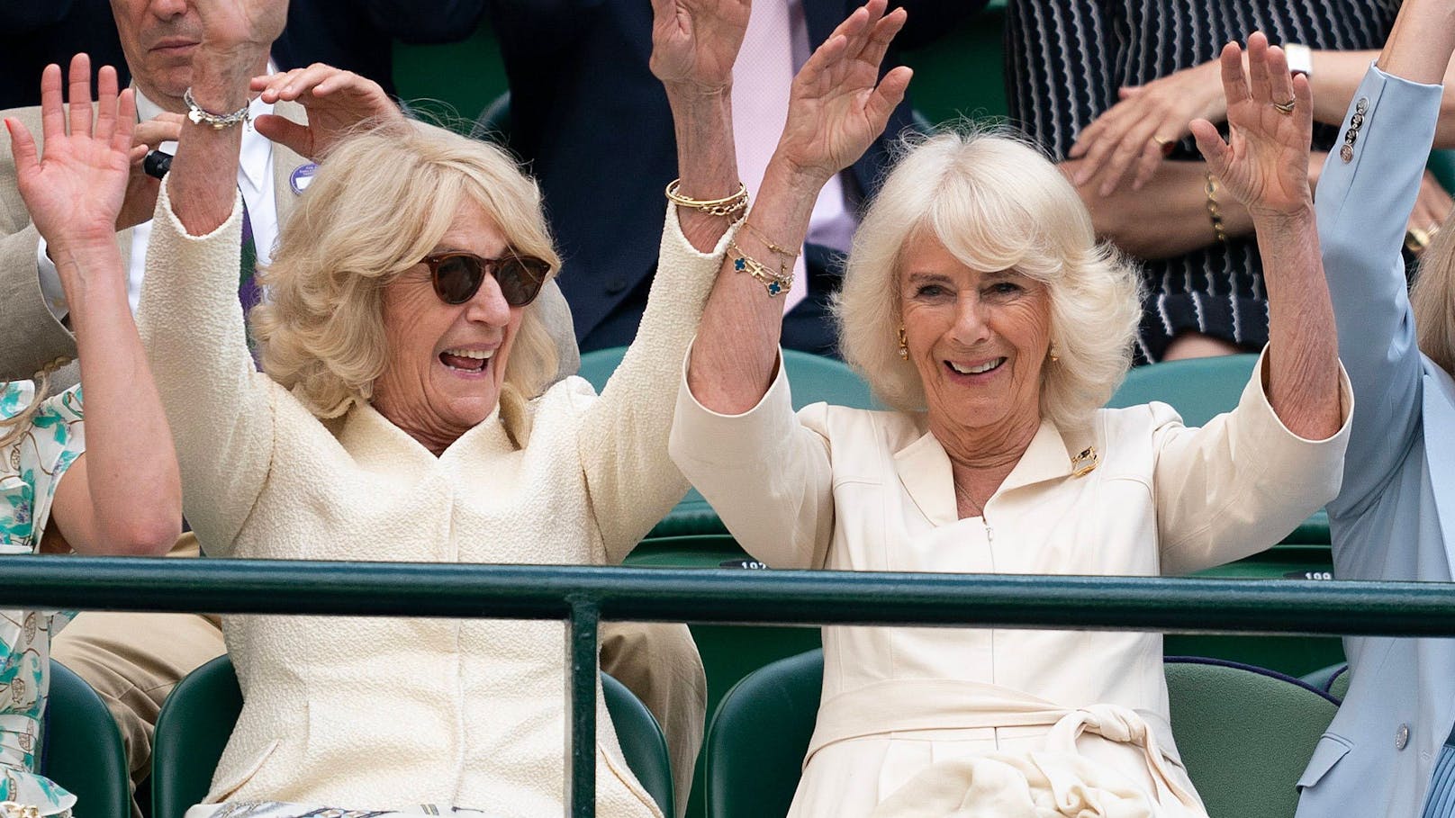 Queen Camilla lässt in Wimbledon alle doppelt sehen