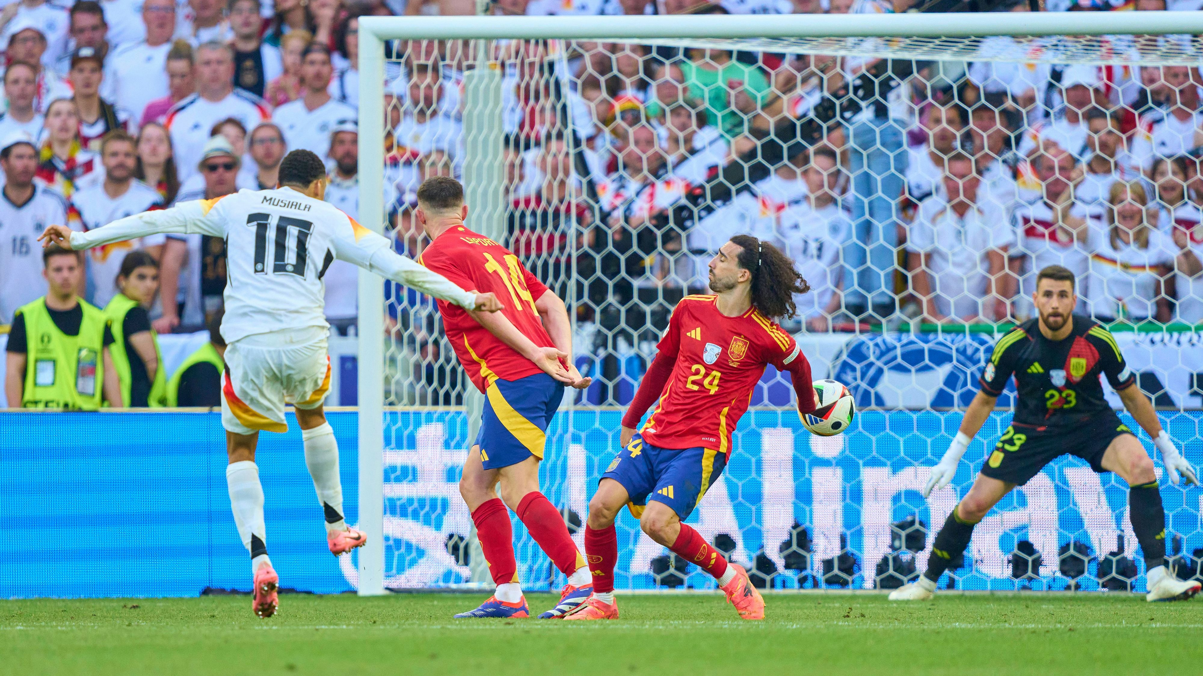 Der umstrittene "Nicht-Elfer" gegen Deutschland