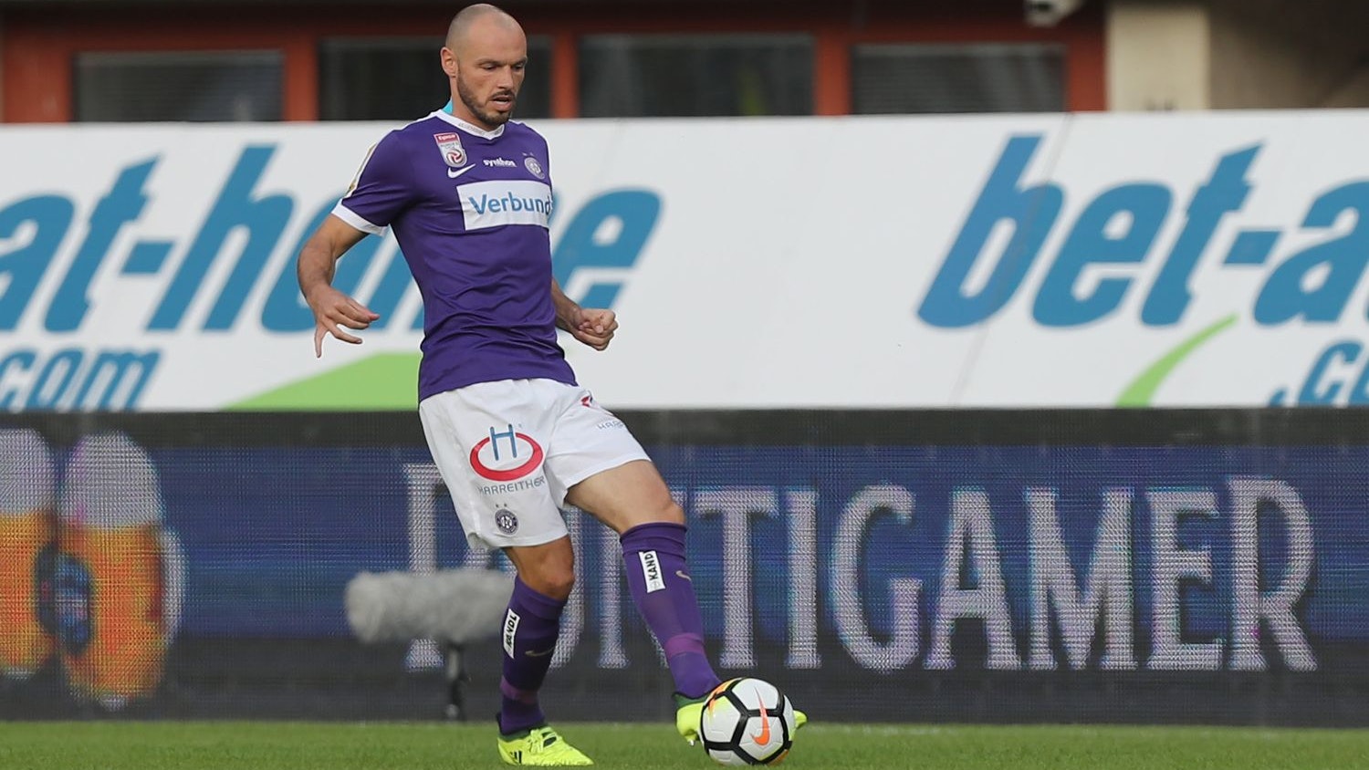 Ex-Austria-Kicker Heiko Westermann ist künftig als Betreuer bei Barcelona aktiv. 