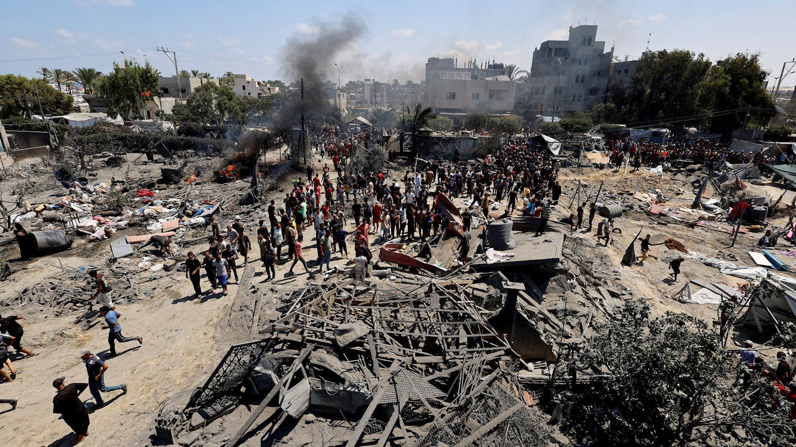 Hamas: 71 Tote bei Luftangriff auf Flüchtlingslager